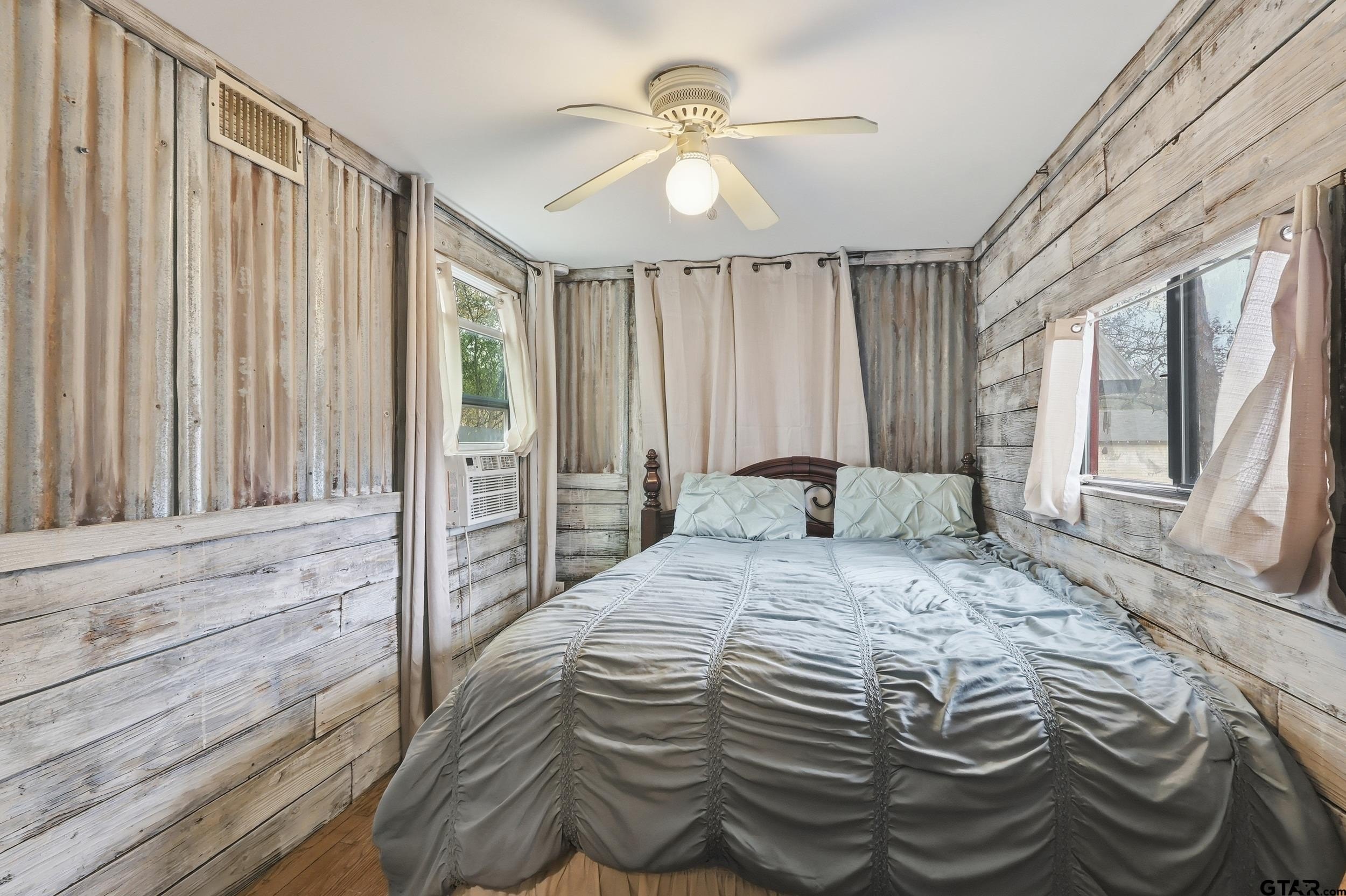 Pittsburg, Texas, 75686, United States, 6 Bedrooms Bedrooms, ,8 BathroomsBathrooms,Residential,For Sale,2005846