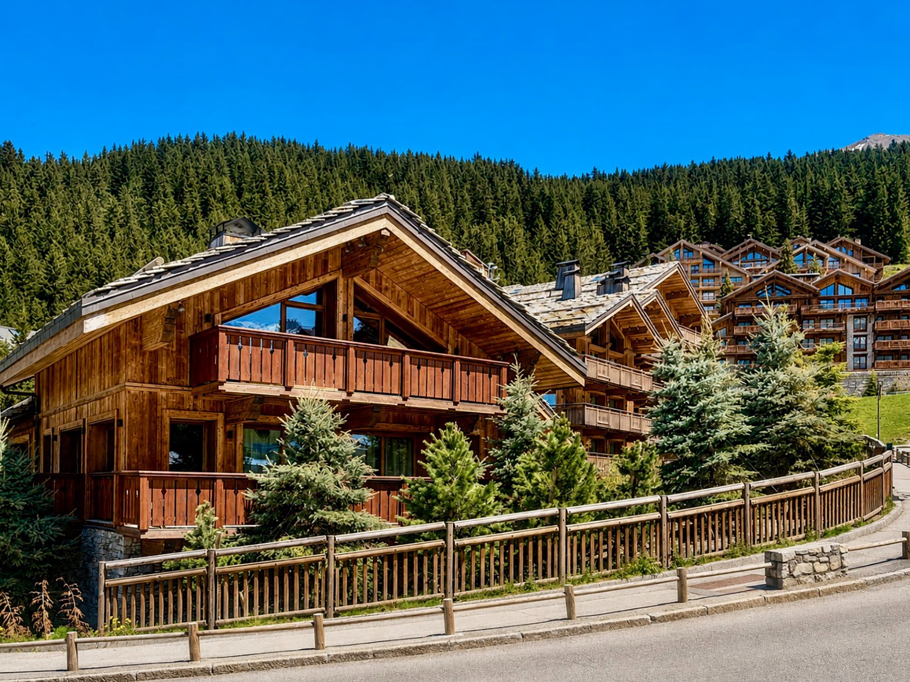  Chalet Eagle - Just a stone