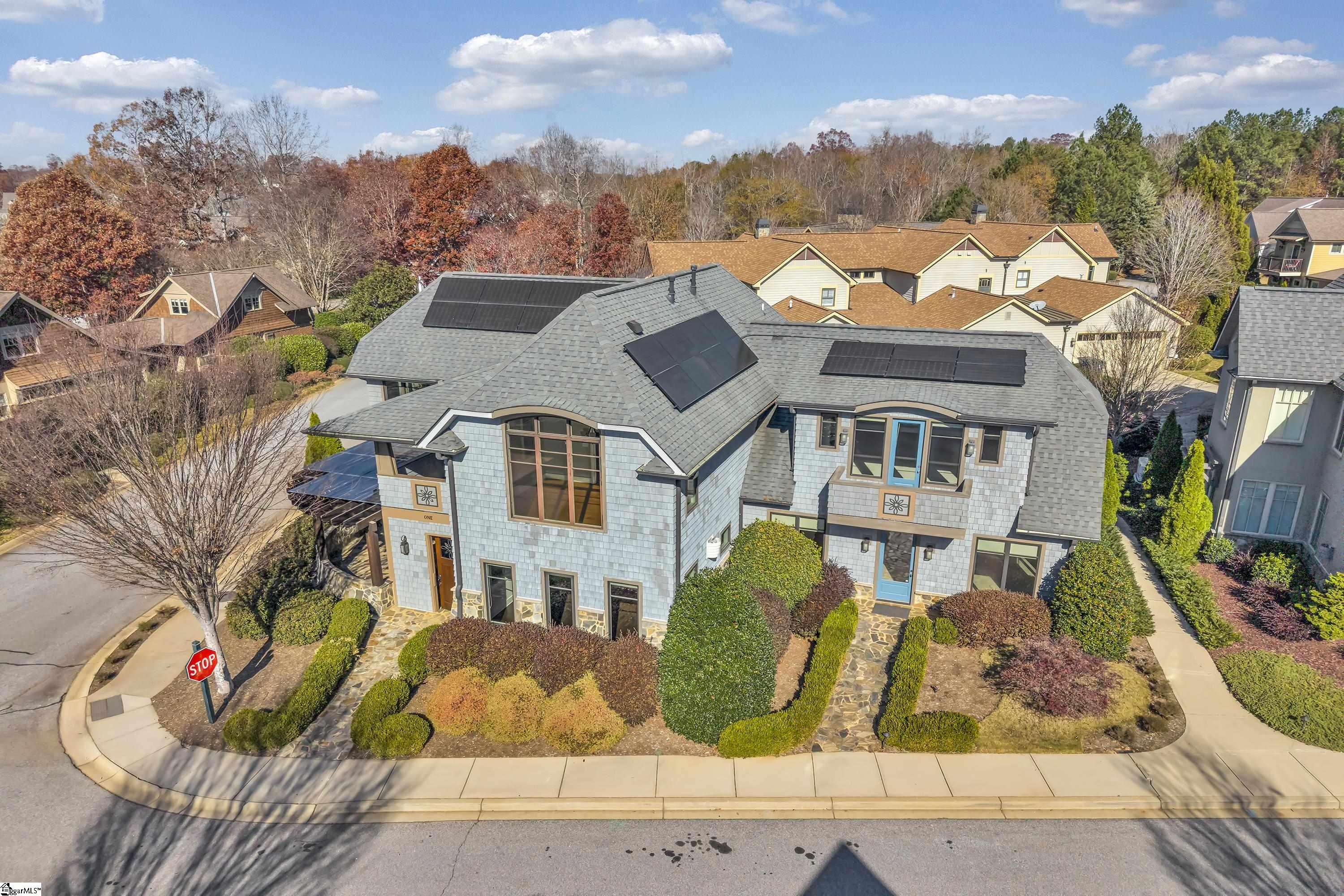 Piedmont, South Carolina, 29673, United States, 4 Bedrooms Bedrooms, ,4 BathroomsBathrooms,Residential,For Sale,2002140