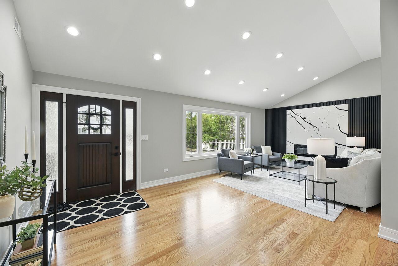 New Buffalo, Michigan, 49117, United States, 4 Bedrooms Bedrooms, ,3 BathroomsBathrooms,Residential,For Sale,1992031