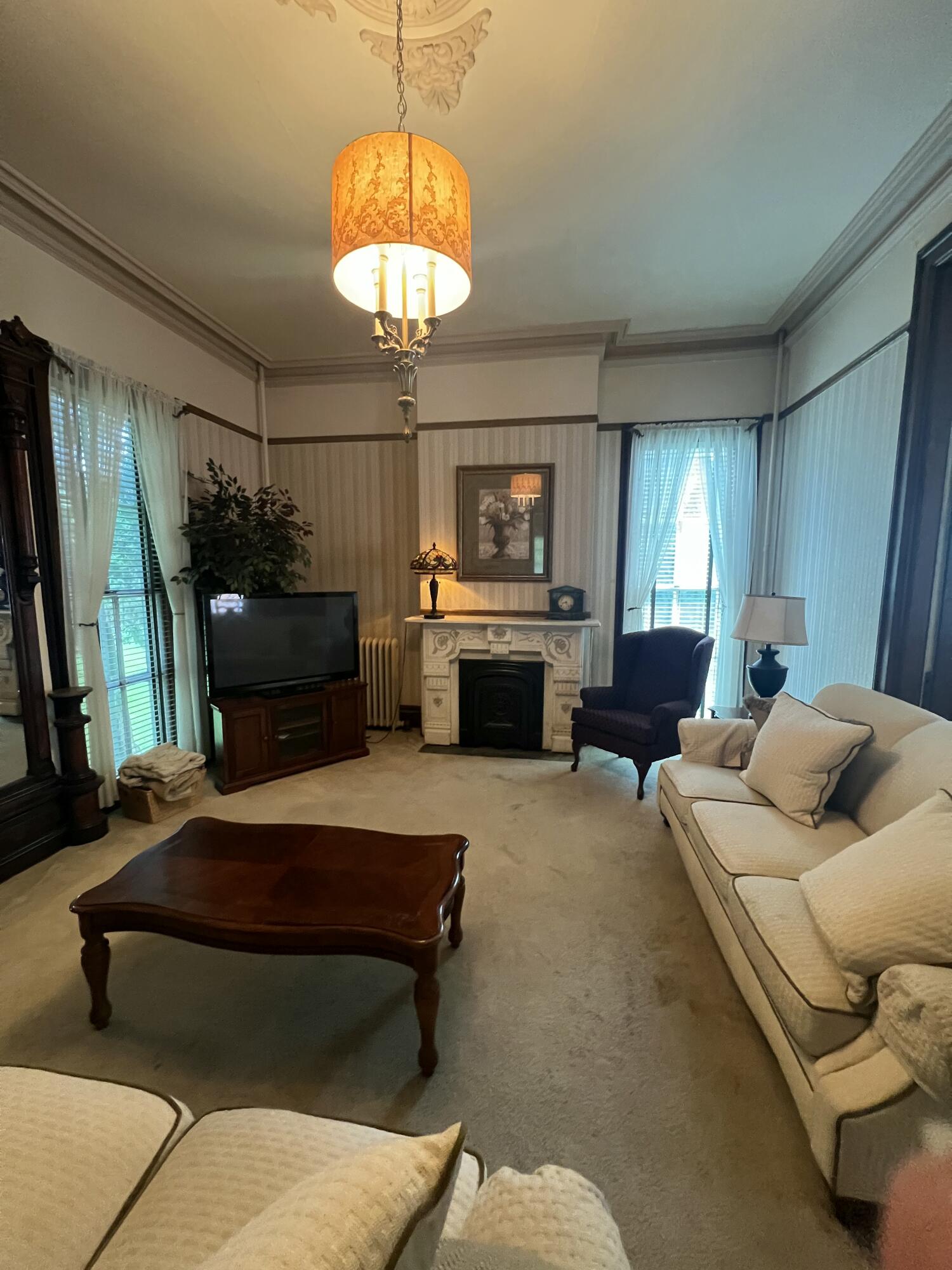Delavan, Wisconsin, 53115, United States, 8 Bedrooms Bedrooms, ,8 BathroomsBathrooms,Residential,For Sale,1898079