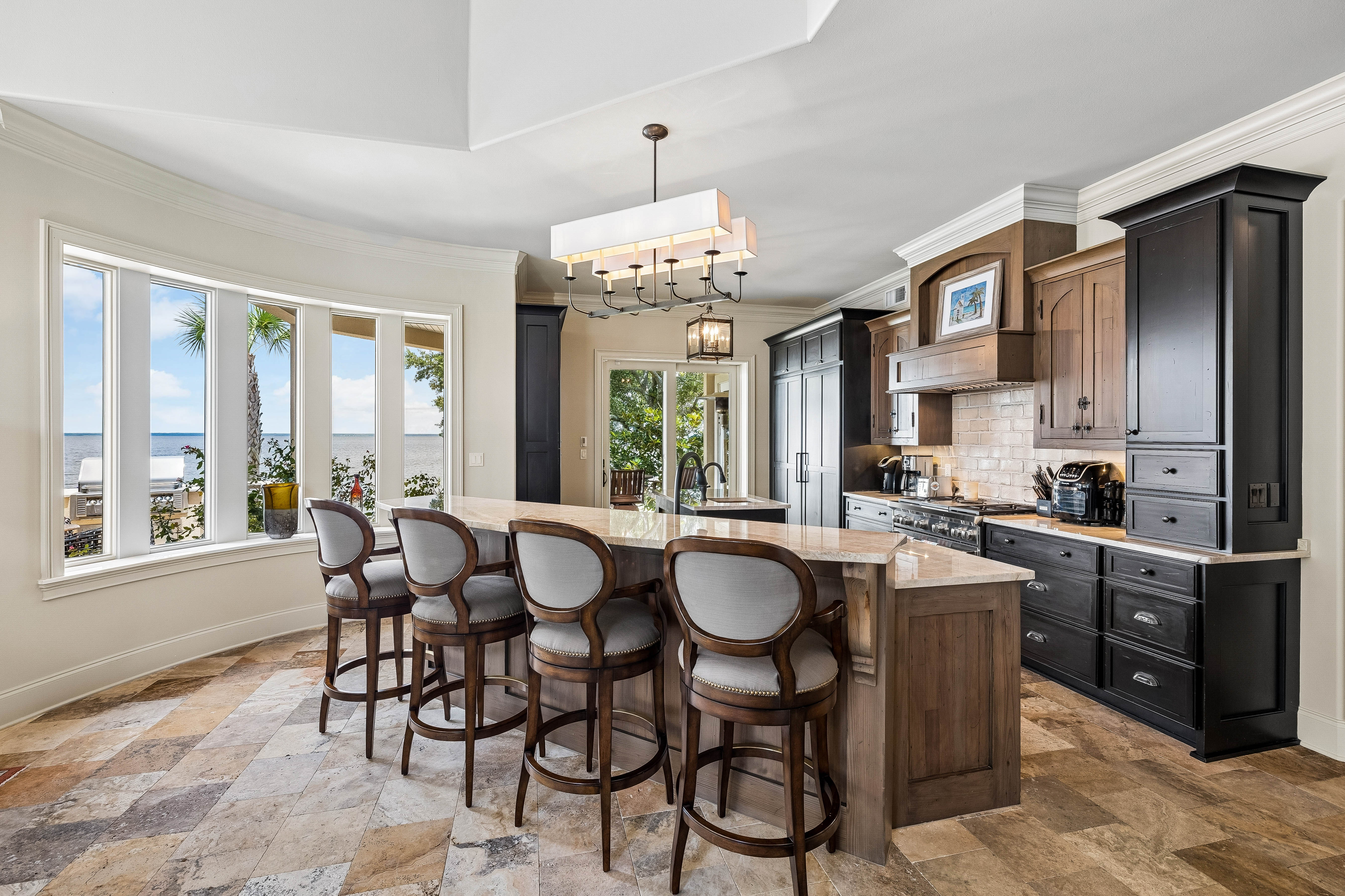  Private Peninsula Bayfront Legacy Estate With Resort-Style Living - 物件實景