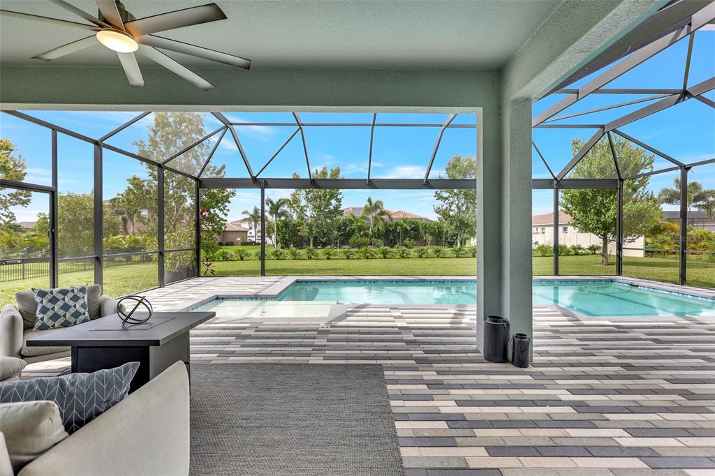 Bradenton, Florida, 34212, United States, 5 Bedrooms Bedrooms, ,5 BathroomsBathrooms,Residential,For Sale,1917227