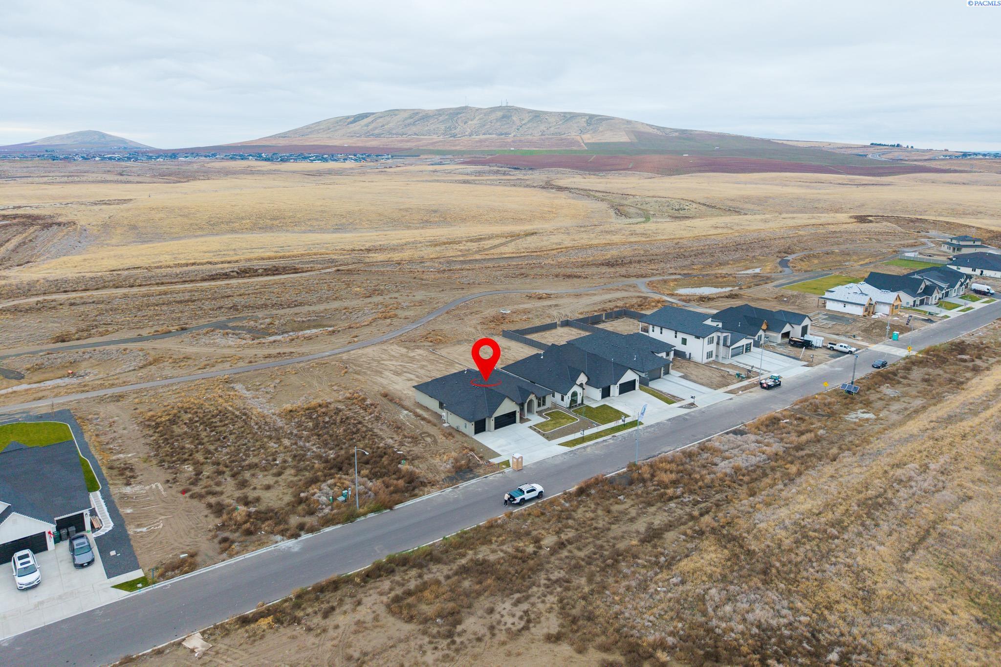 Richland, Washington, 99352, United States, 4 Bedrooms Bedrooms, ,2 BathroomsBathrooms,Residential,For Sale,2000118