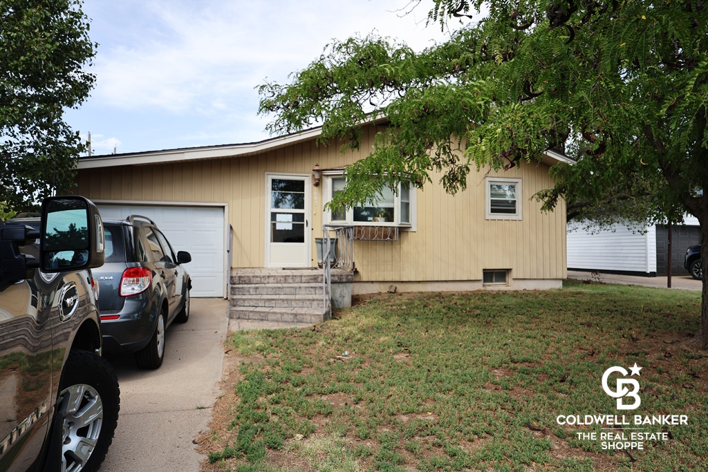 Campbell St, Garden City, KS 67846