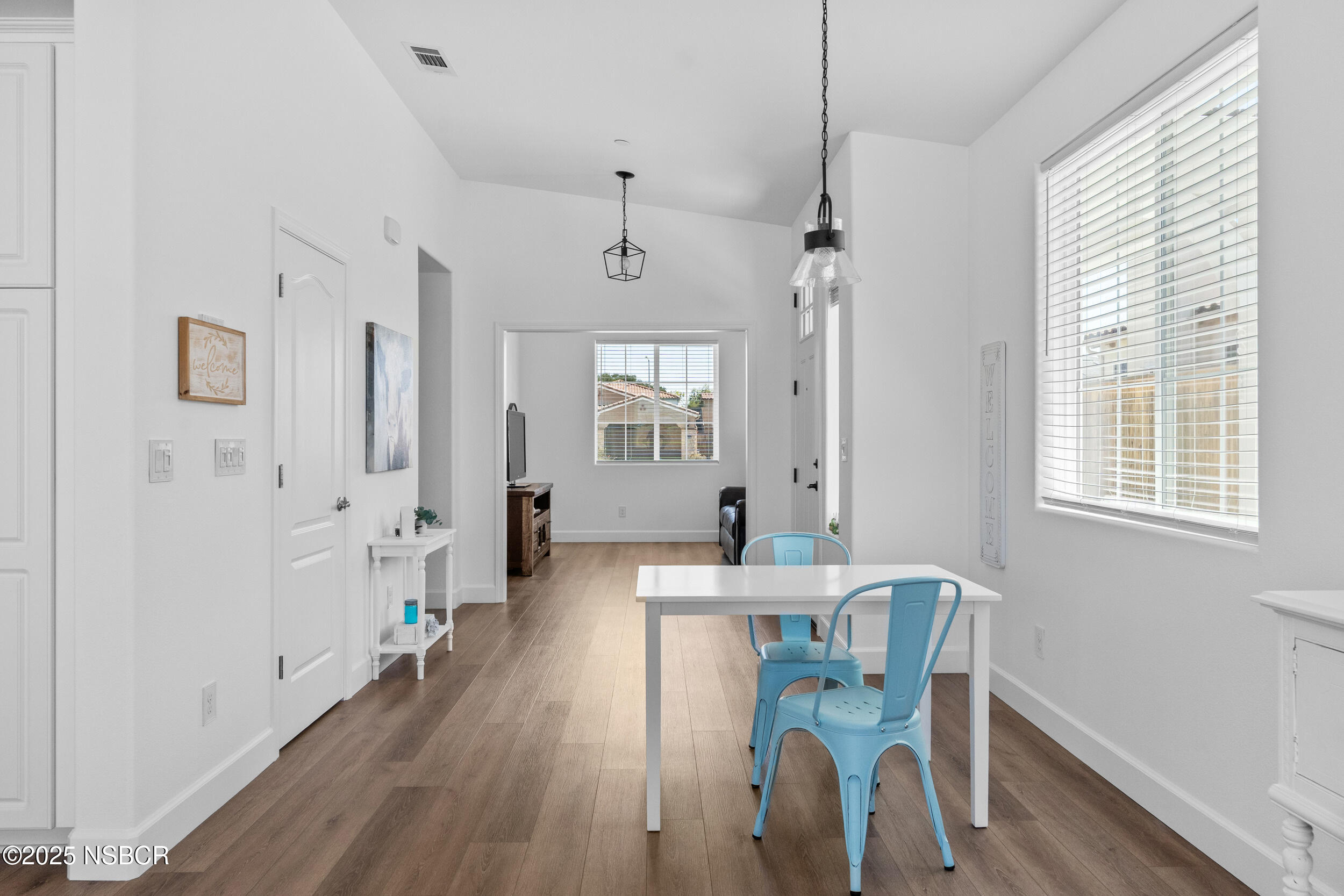 Santa Maria, California, 93455, United States, 3 Bedrooms Bedrooms, ,3 BathroomsBathrooms,Residential,For Sale,1929154