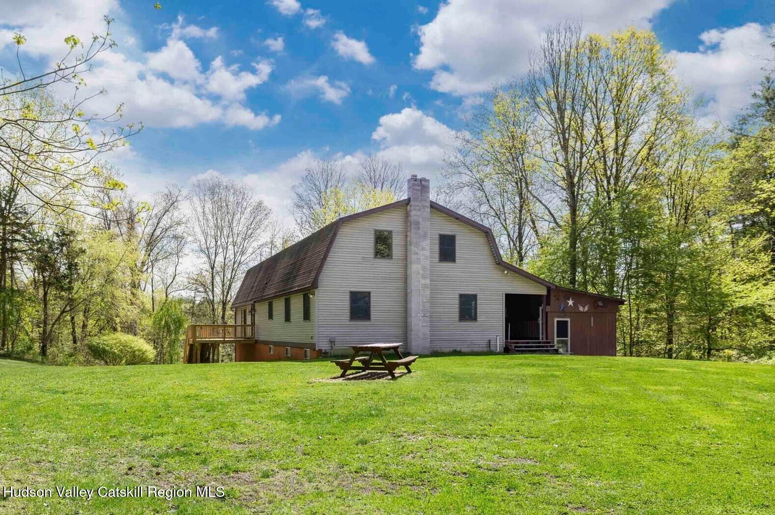 Stone Ridge, New York, 12484, United States, 4 Bedrooms Bedrooms, ,2 BathroomsBathrooms,Residential,For Sale,1804988