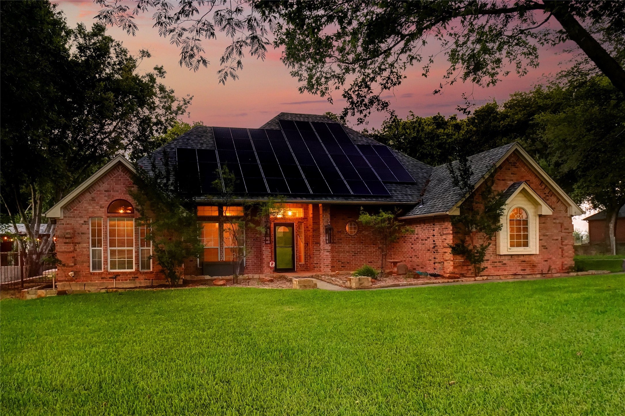 Haslet, Texas, 76052, United States, 3 Bedrooms Bedrooms, ,2 BathroomsBathrooms,Residential,For Sale,1980472