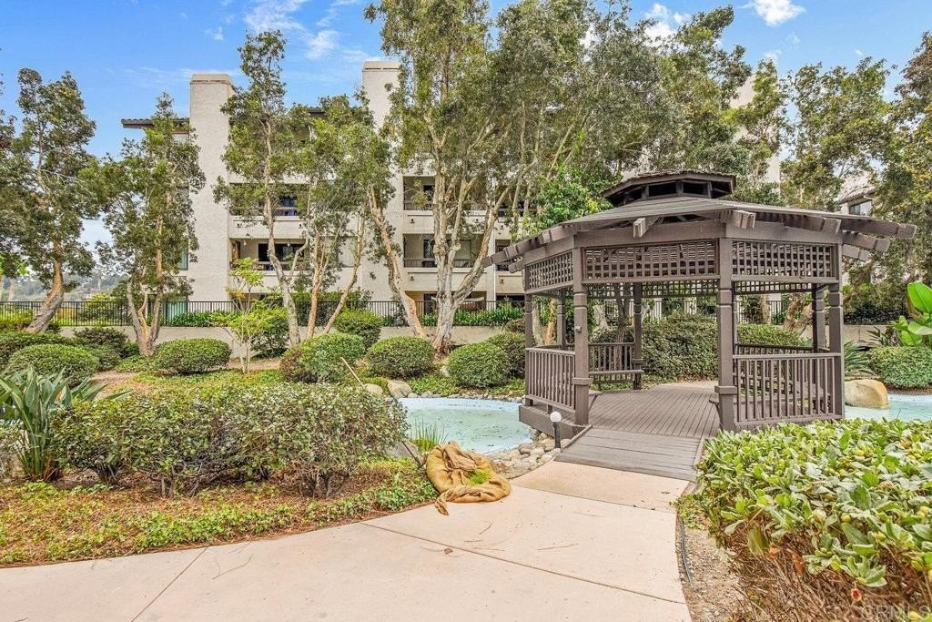 San Diego, California, 92110, United States, 2 Bedrooms Bedrooms, ,2 BathroomsBathrooms,Residential,For Sale,1804693