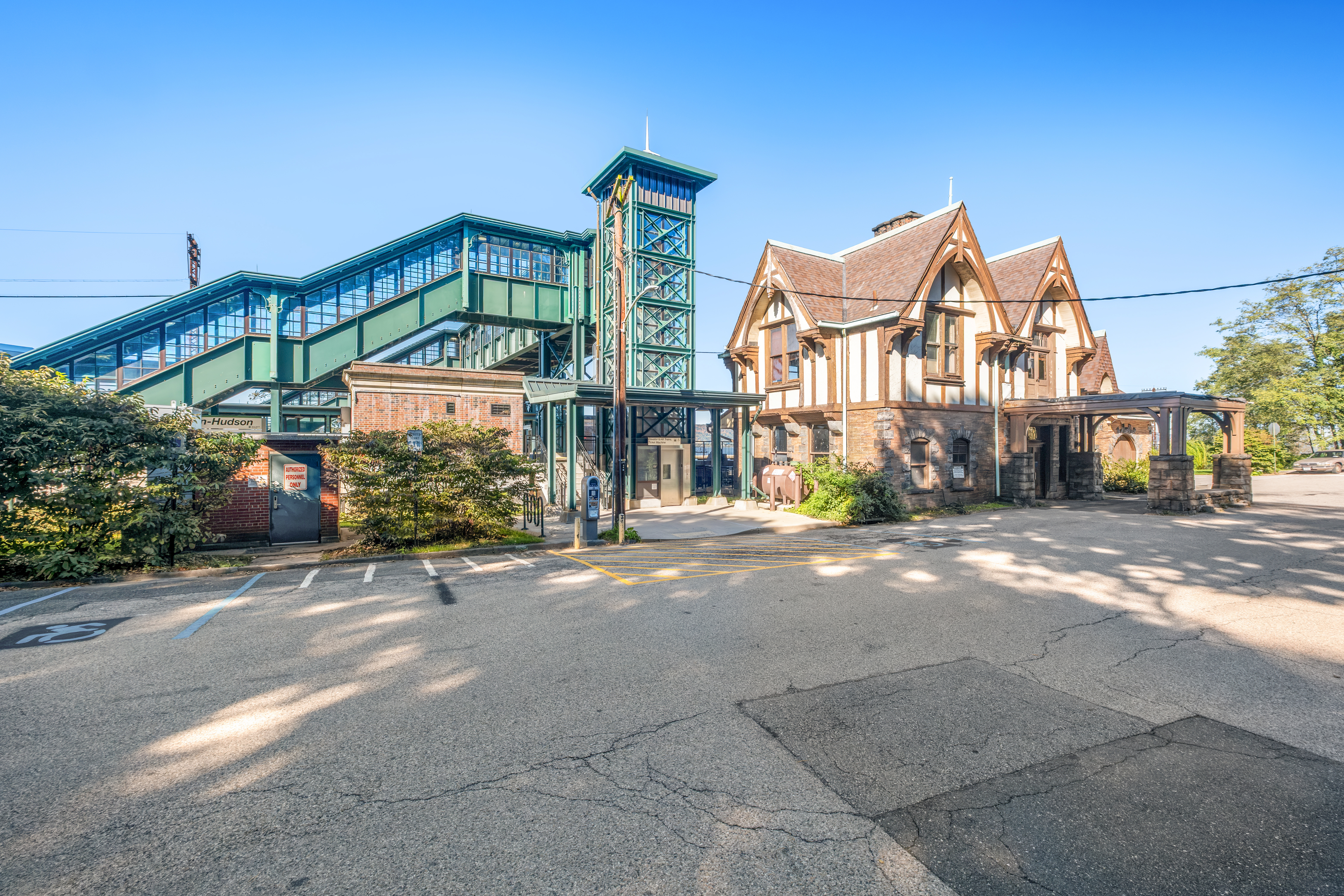  100 Ardsley Avenue W - 物件實景