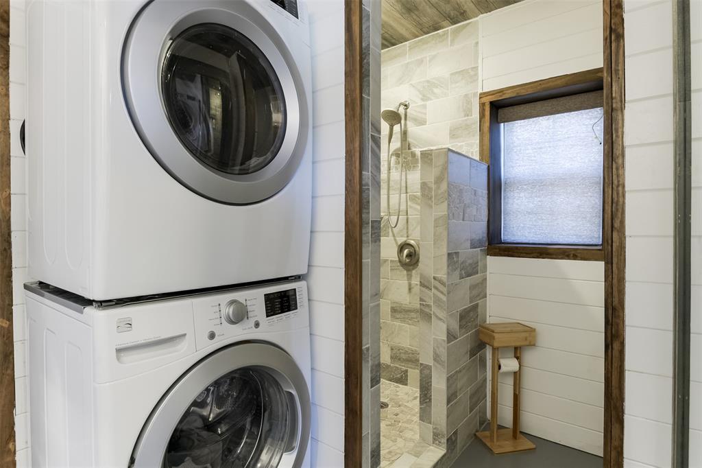 Burleson, Texas, 76028, United States, 1 Bedroom Bedrooms, ,1 BathroomBathrooms,Residential,For Sale,2010008