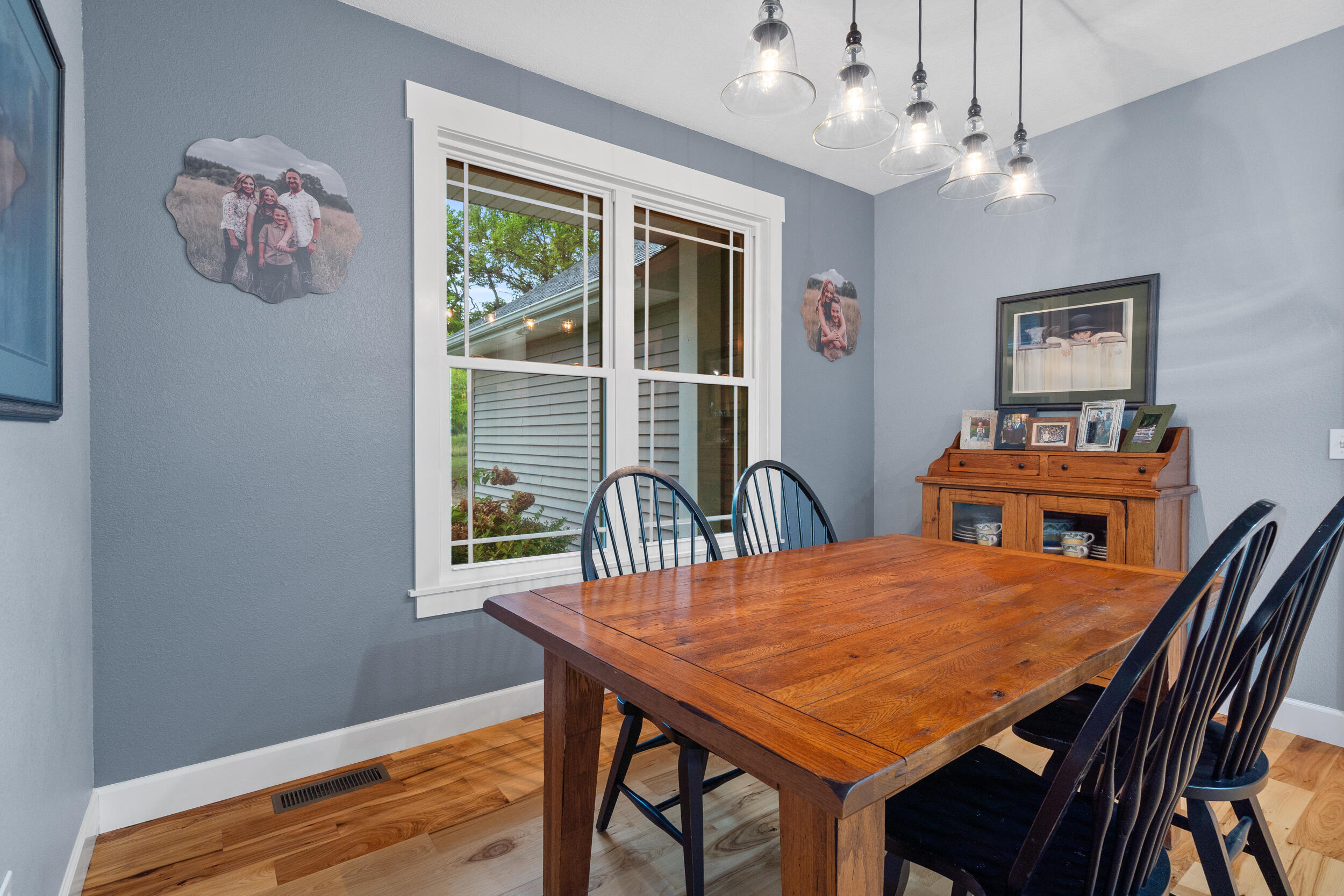 FAYETTE, Missouri, 65248, United States, 4 Bedrooms Bedrooms, ,3 BathroomsBathrooms,Residential,For Sale,1977383