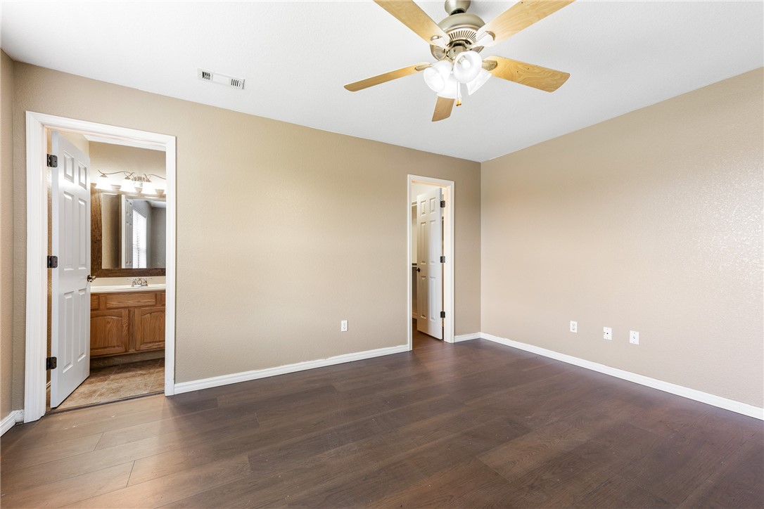 Huntsville, Arkansas, 72740, United States, 3 Bedrooms Bedrooms, ,4 BathroomsBathrooms,Residential,For Sale,1907713