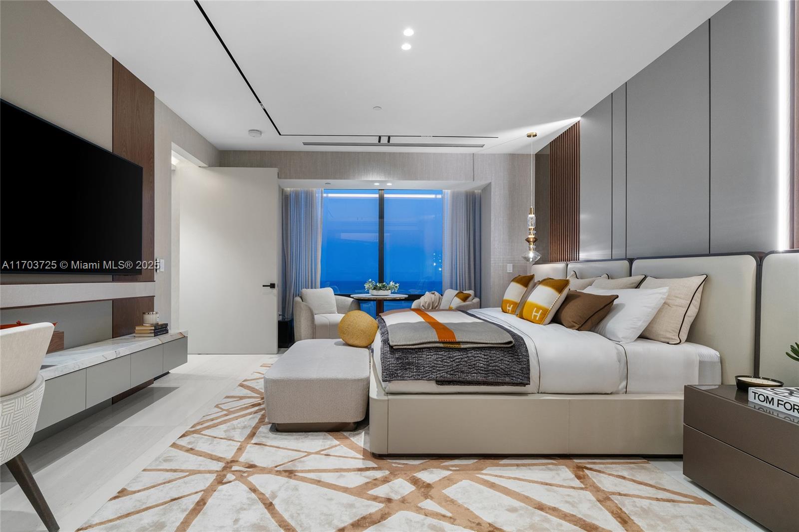 1425 Brickell Ave Unit 66D-66E, Miami, Florida, 33131, United States, 4 Bedrooms Bedrooms, ,5 BathroomsBathrooms,Residential,For Sale,1425 Brickell Ave Unit 66D-66E,1682437