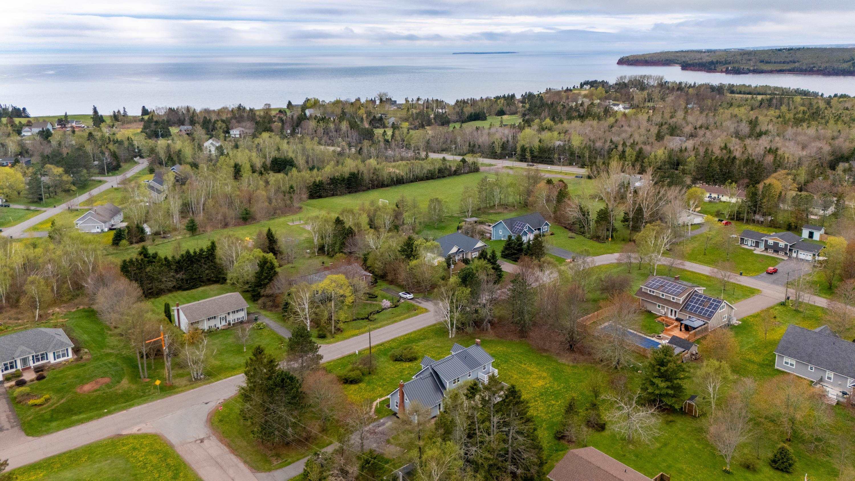 STRATFORD, Prince Edward Island, C1B 1L2, CA, 4 Bedrooms Bedrooms, ,3 BathroomsBathrooms,Residential,For Sale,1876187