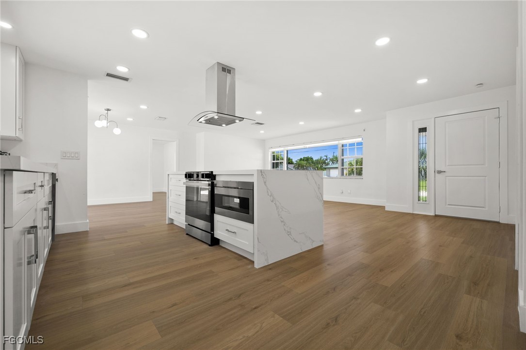 Cape Coral, Florida, 33904, United States, 4 Bedrooms Bedrooms, ,3 BathroomsBathrooms,Residential,For Sale,1975138