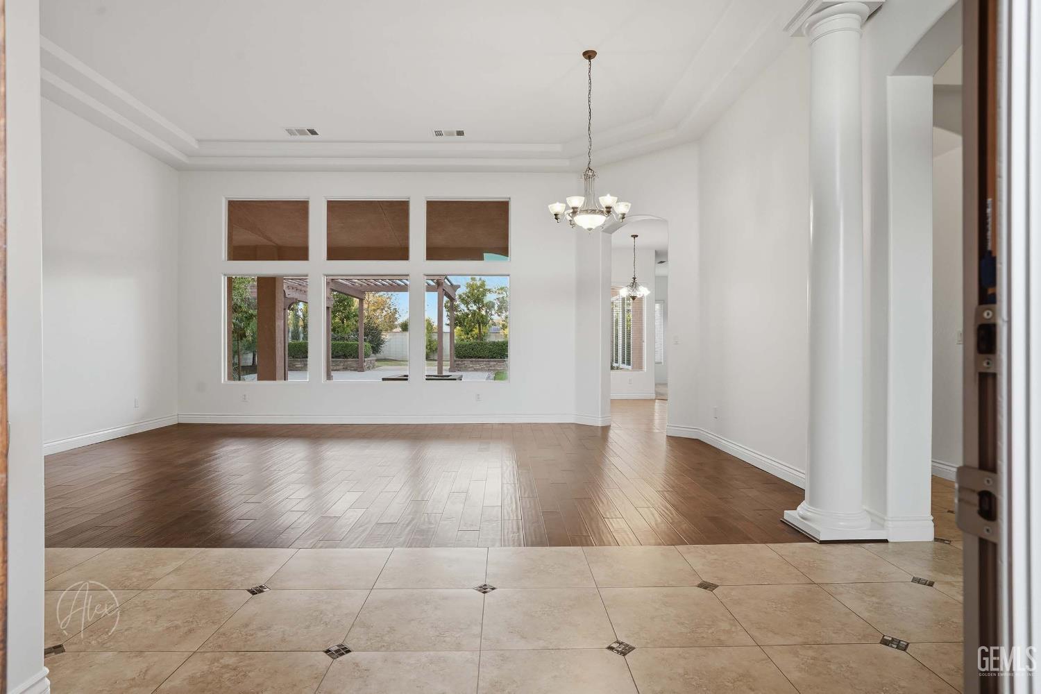 Bakersfield, California, 93314, United States, 5 Bedrooms Bedrooms, ,3 BathroomsBathrooms,Residential,For Sale,2012107