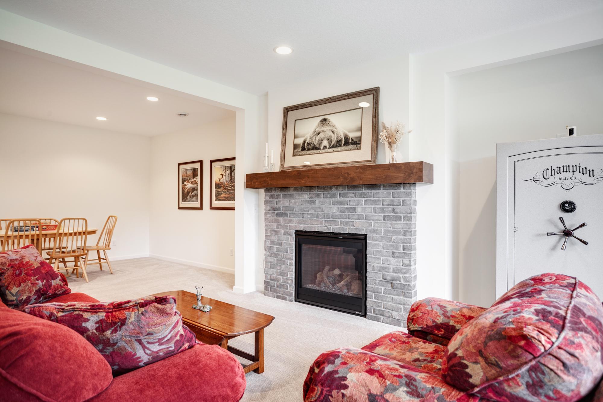 White Bear Twp, Minnesota, 55127, United States, 3 Bedrooms Bedrooms, ,2 BathroomsBathrooms,Residential,For Sale,1966984