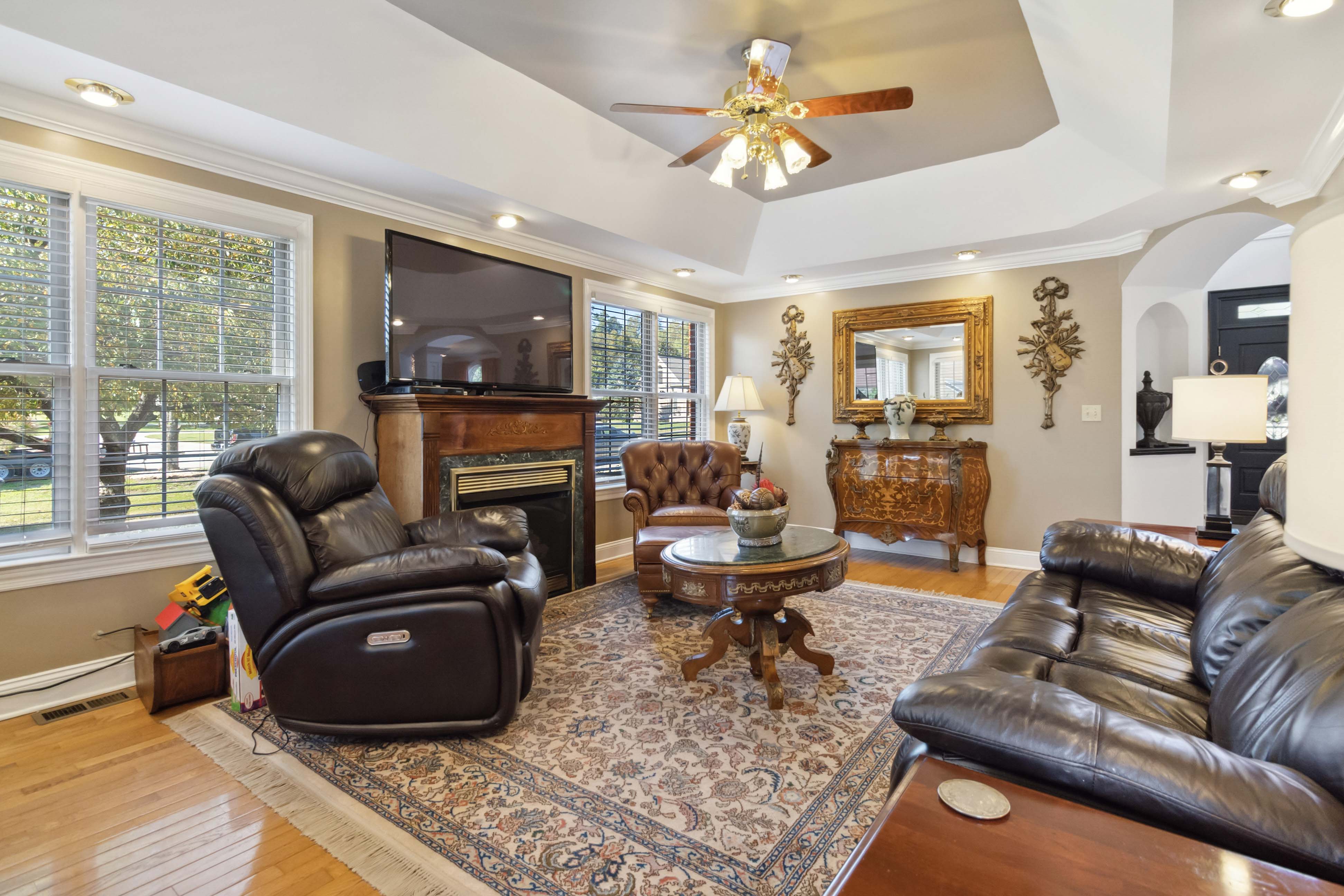 Corbin, Kentucky, 40701, United States, 10 Bedrooms Bedrooms, ,10 BathroomsBathrooms,Residential,For Sale,2045209