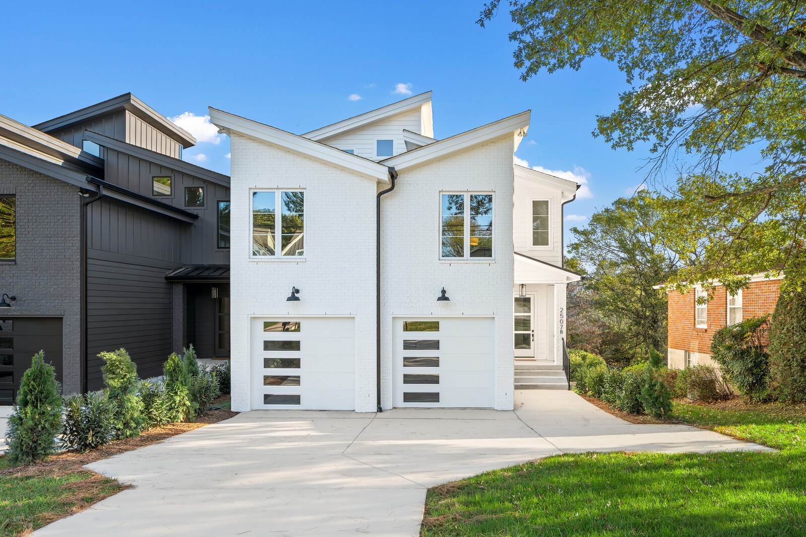 Nashville, Tennessee, 37206, United States, 4 Bedrooms Bedrooms, ,7 BathroomsBathrooms,Residential,For Sale,1989518