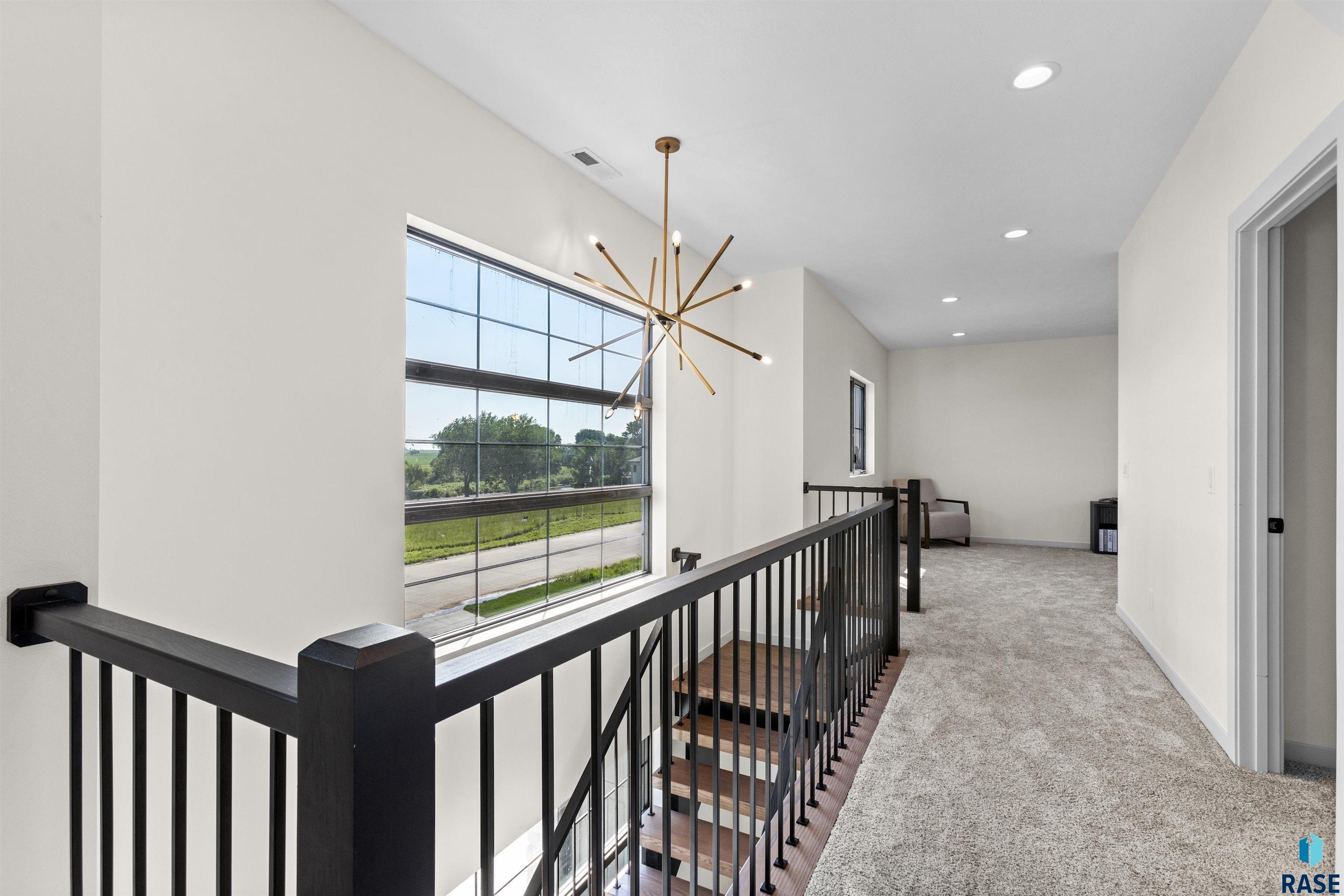 507 Mill Pond Rd, Rock Rapids, Iowa, 51246, United States, 5 Bedrooms Bedrooms, ,3 BathroomsBathrooms,Residential,For Sale,507 Mill Pond Rd,1624413