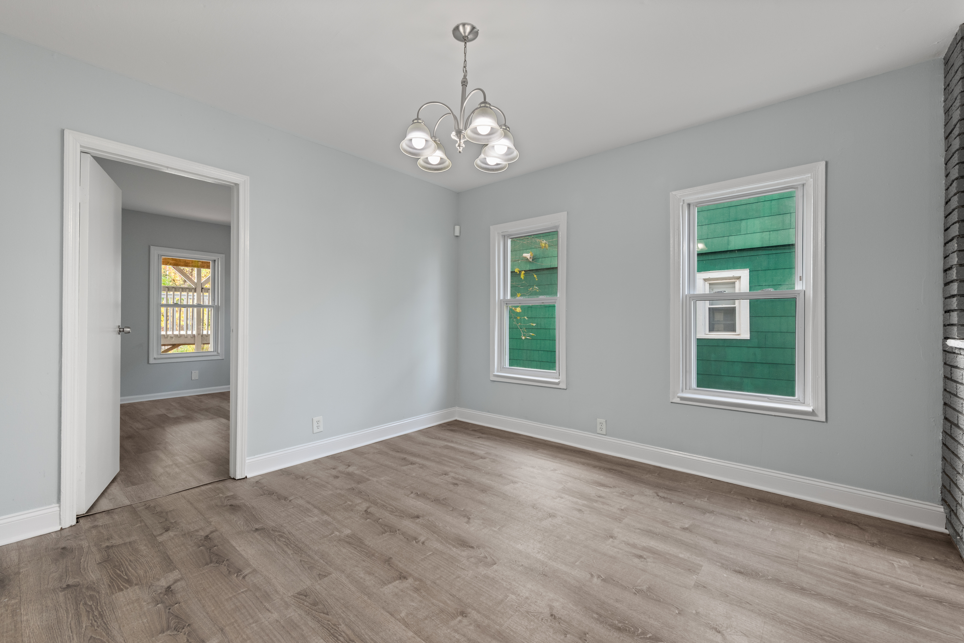 West Haven, Connecticut, 06516, United States, 5 Bedrooms Bedrooms, ,4 BathroomsBathrooms,Residential,For Sale,1991018