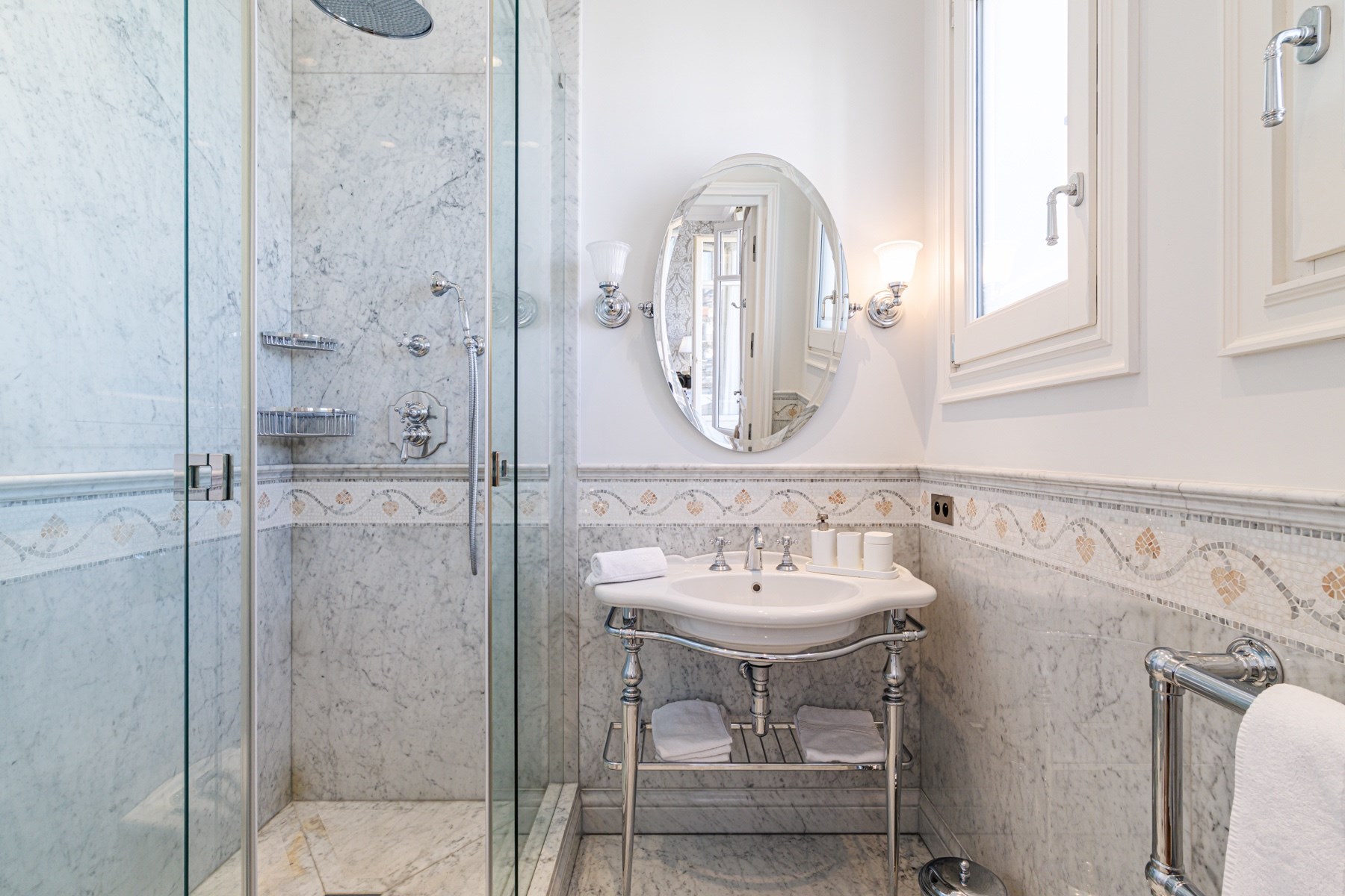  New Exclusive Listing – Exceptional Penthouse next to the sea in Nice, Carré d’… - 物件實景