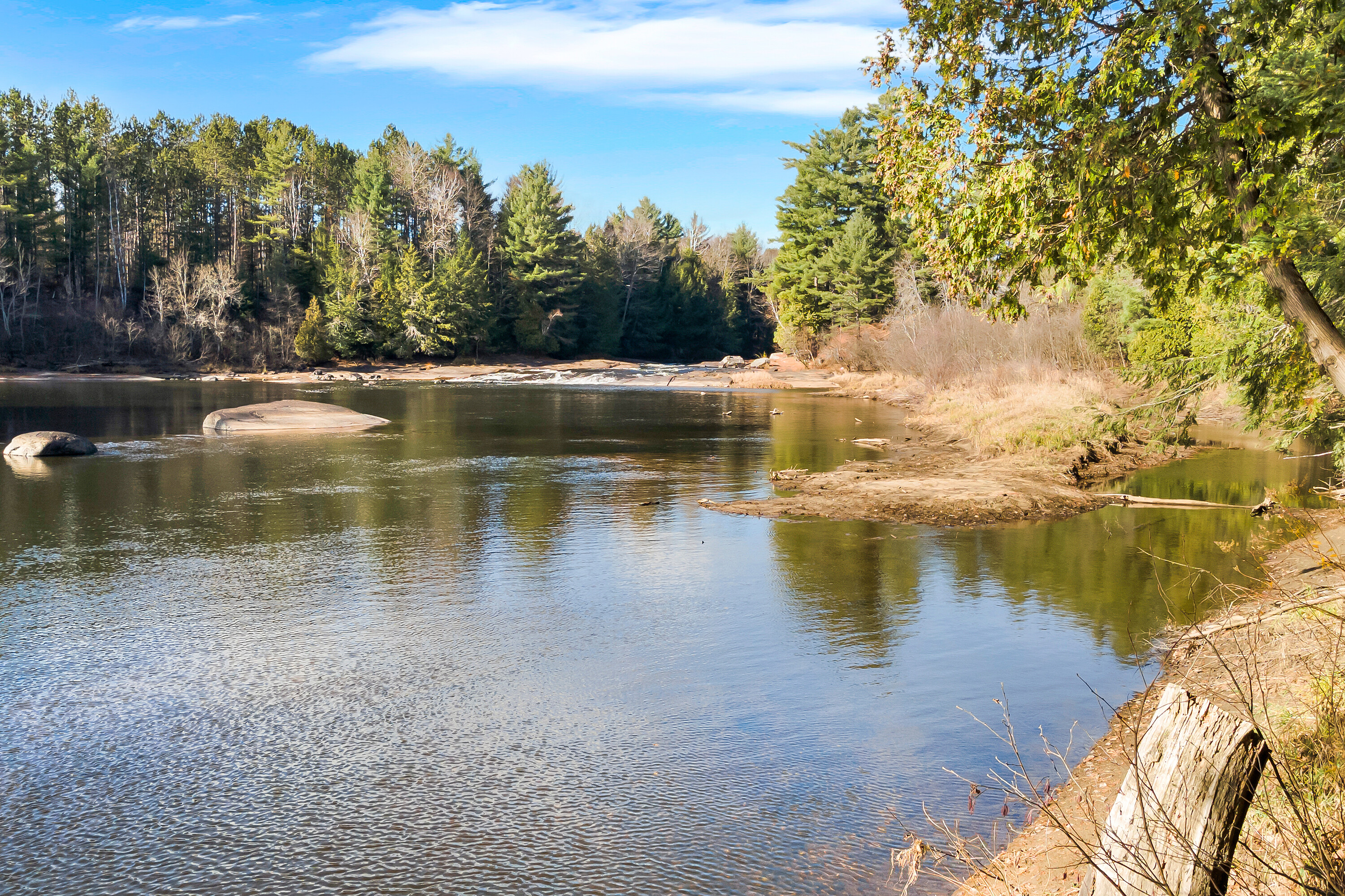  Burnt River Retreat - 物件實景