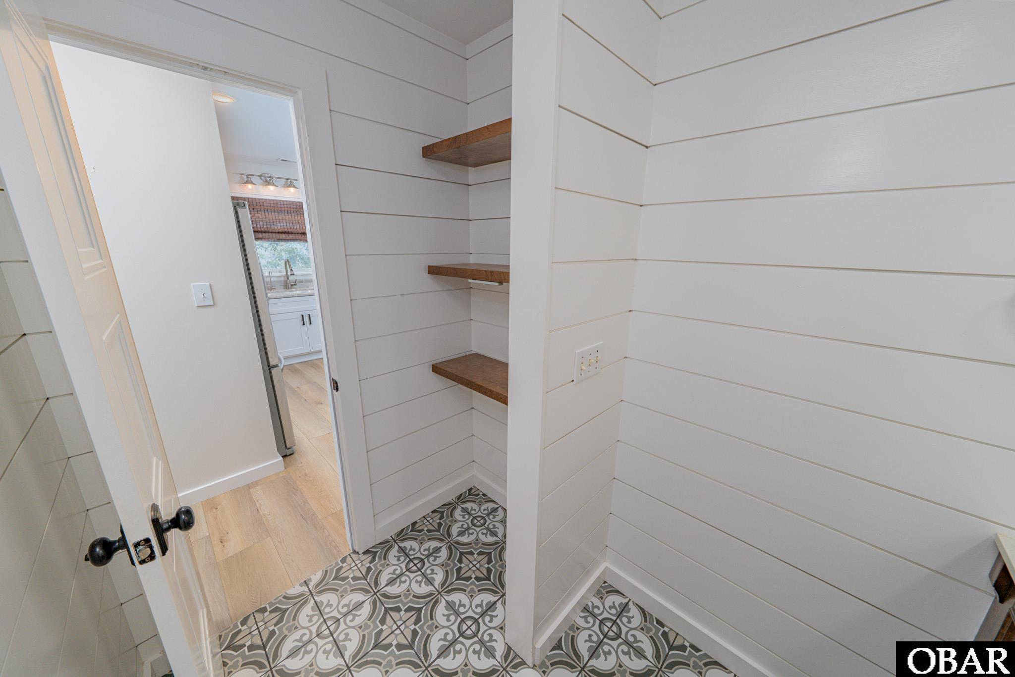 Kitty Hawk, North Carolina, 27949, United States, 3 Bedrooms Bedrooms, ,2 BathroomsBathrooms,Residential,For Sale,1907777