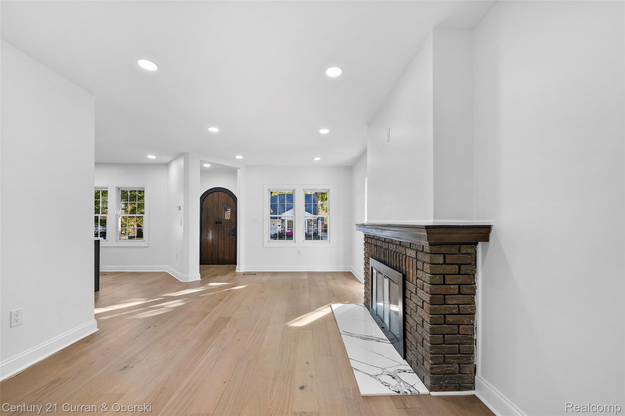 Dearborn, Michigan, 48124, United States, 4 Bedrooms Bedrooms, ,3 BathroomsBathrooms,Residential,For Sale,1979492