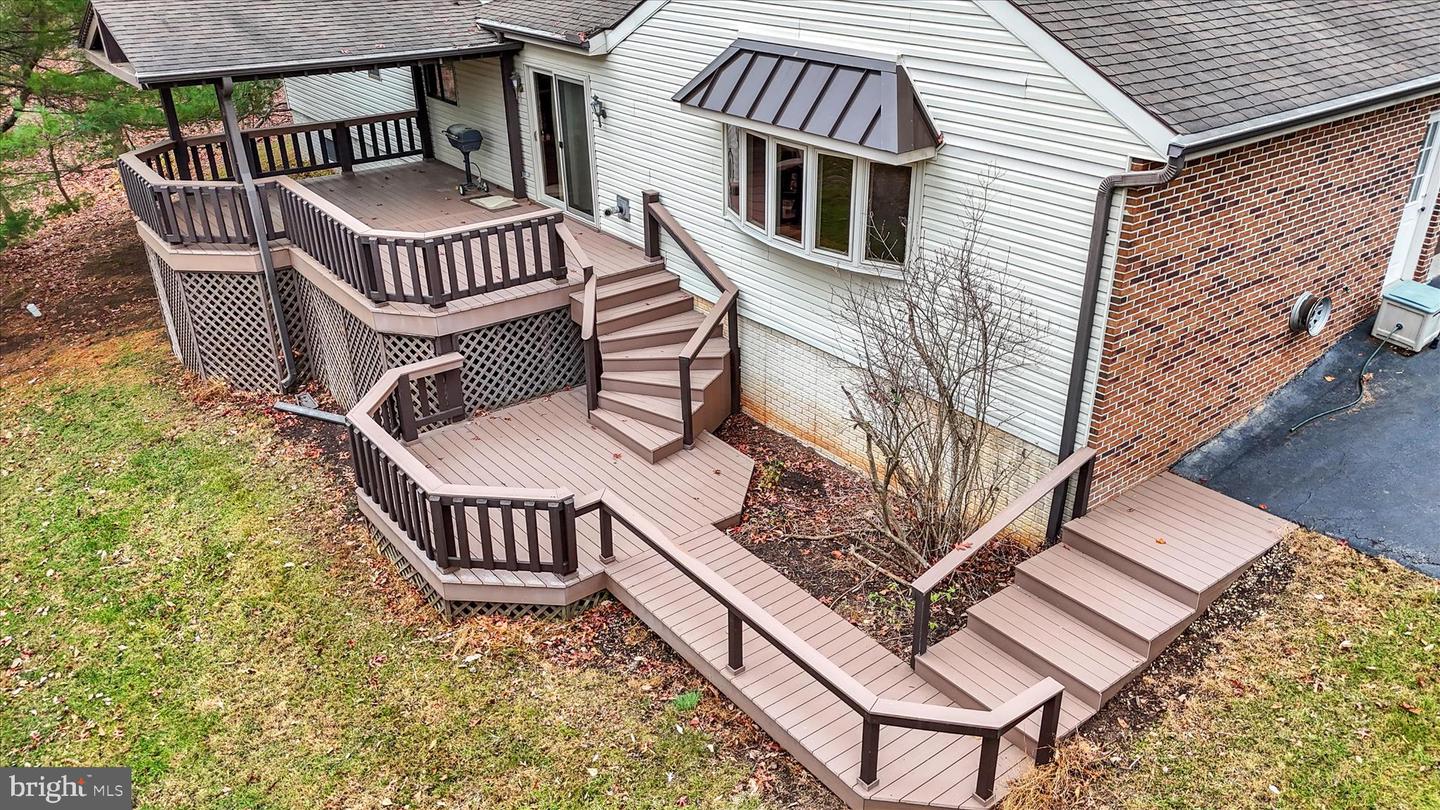 Lebanon, Pennsylvania, 17042, United States, 4 Bedrooms Bedrooms, ,3 BathroomsBathrooms,Residential,For Sale,1998150