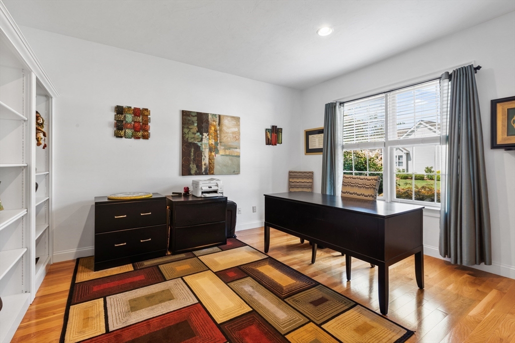 Westford, Massachusetts, 01886, United States, 3 Bedrooms Bedrooms, ,4 BathroomsBathrooms,Residential,For Sale,1981714