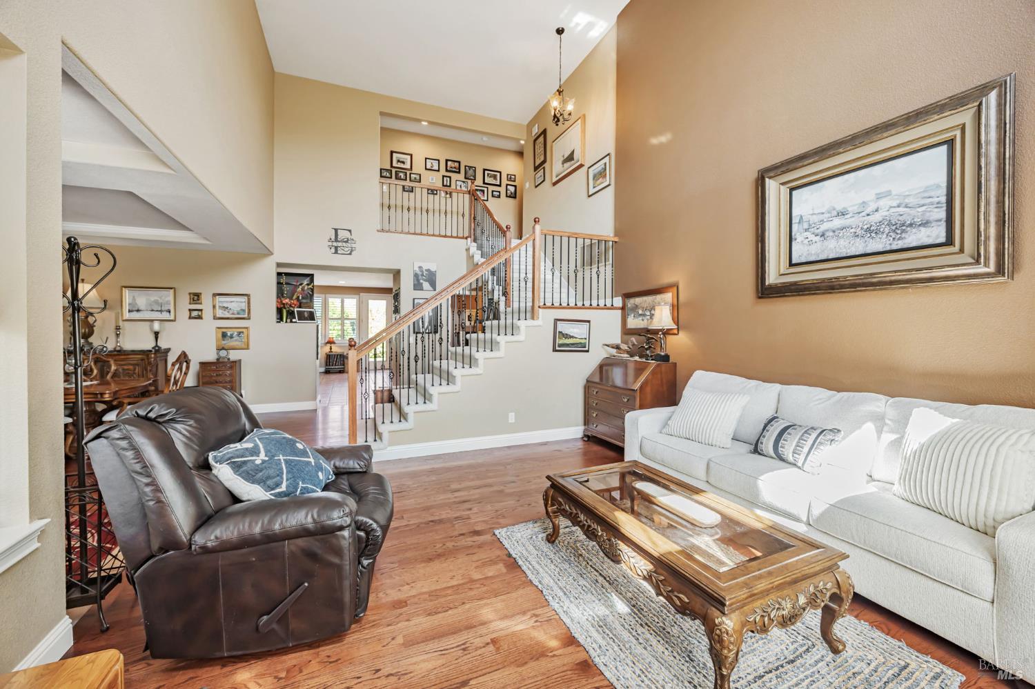 Windsor, California, 95492, United States, 4 Bedrooms Bedrooms, ,3 BathroomsBathrooms,Residential,For Sale,1942118