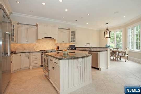 Demarest, New Jersey, 07627, United States, 3 Bedrooms Bedrooms, ,6 BathroomsBathrooms,Residential,For Sale,1941645