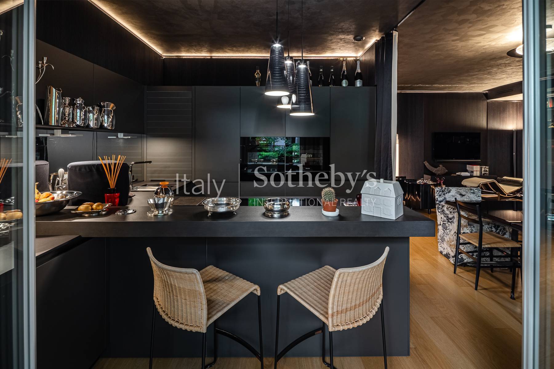  Refined Renovated Residence with Private Terrace - 物件實景