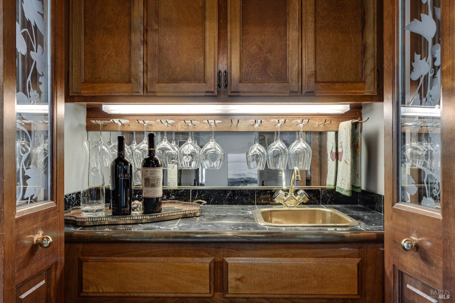 Napa, California, 94558, United States, 4 Bedrooms Bedrooms, ,6 BathroomsBathrooms,Residential,For Sale,1847246