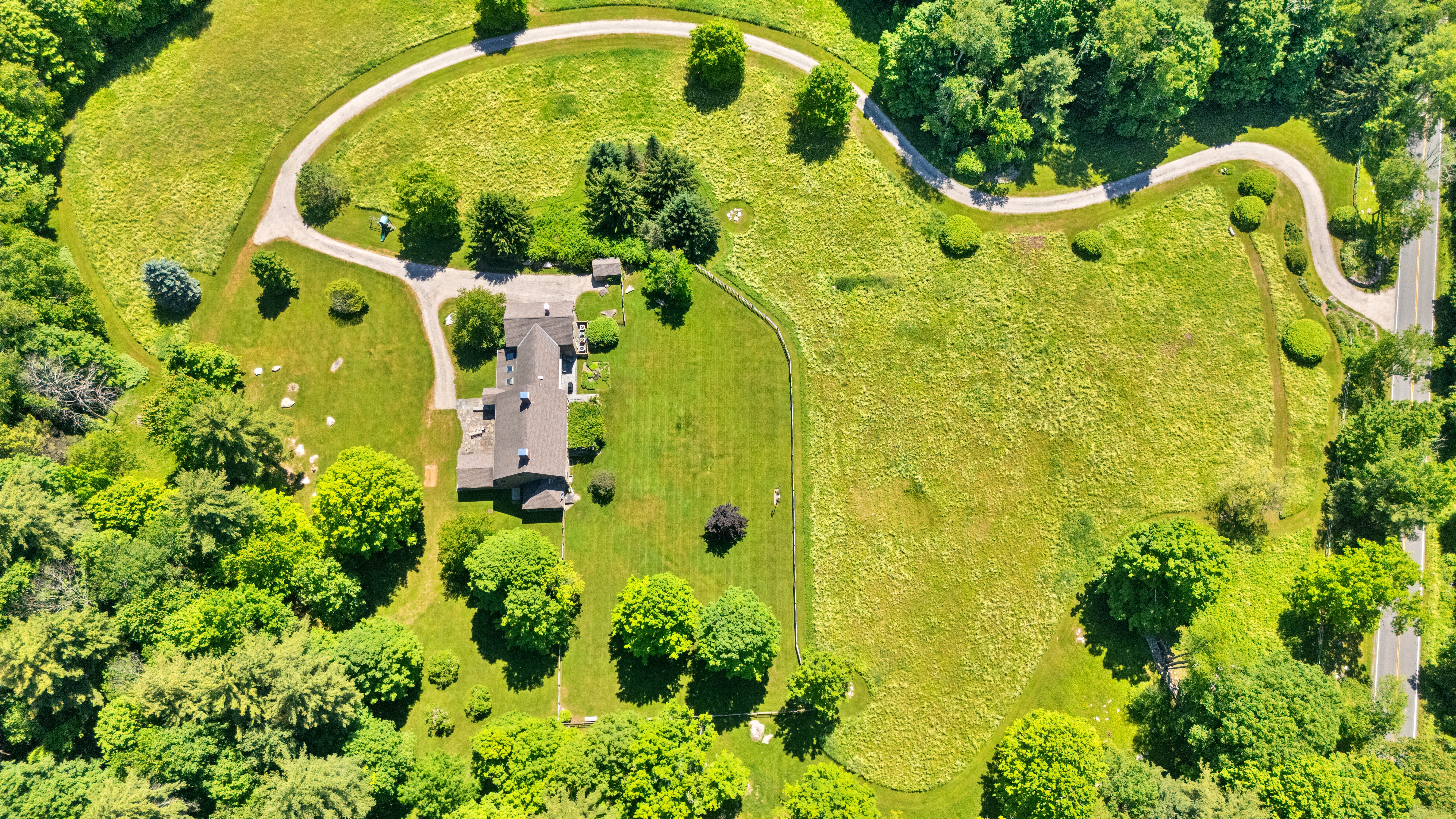 An Exceptional Berkshire Retreat with Iconic Views - 物件實景