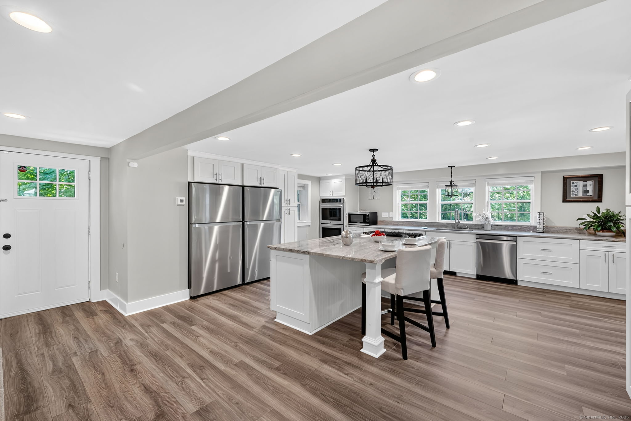 Pomfret, Connecticut, 06259, United States, 3 Bedrooms Bedrooms, ,3 BathroomsBathrooms,Residential,For Sale,1925586