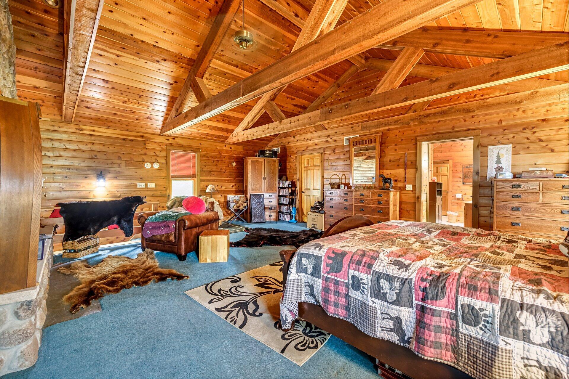 Saukville, Wisconsin, 53080, United States, 4 Bedrooms Bedrooms, ,4 BathroomsBathrooms,Residential,For Sale,1877225