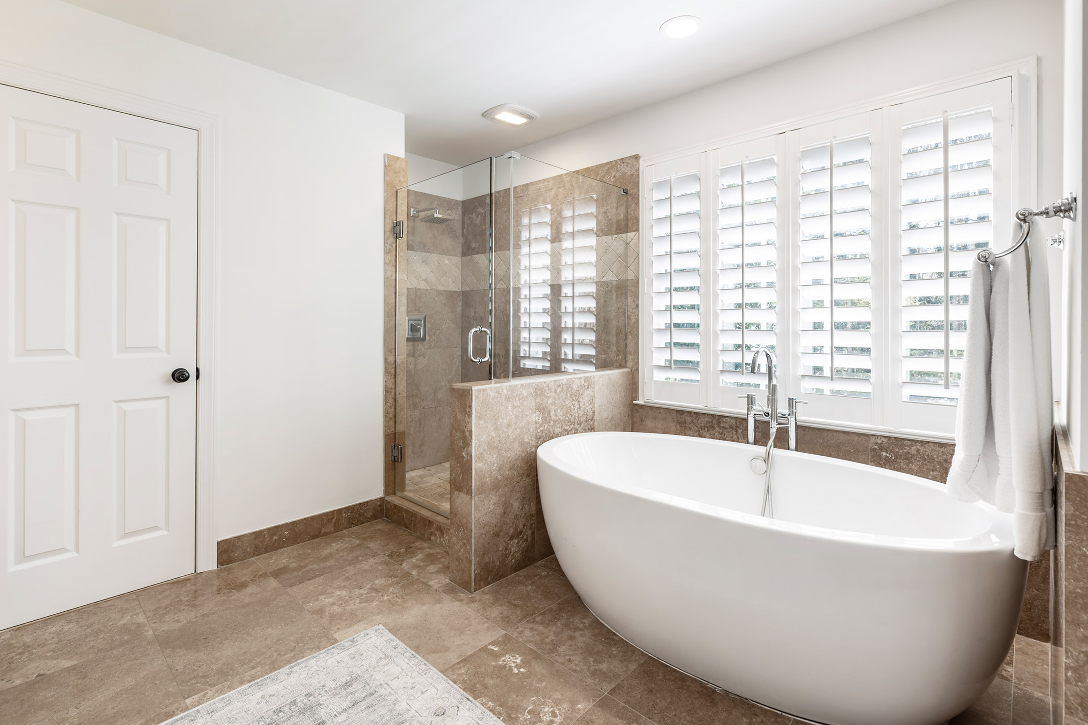  Charming Home Offers the Perfect Blend of Charm, Function, and Location - 物件實景