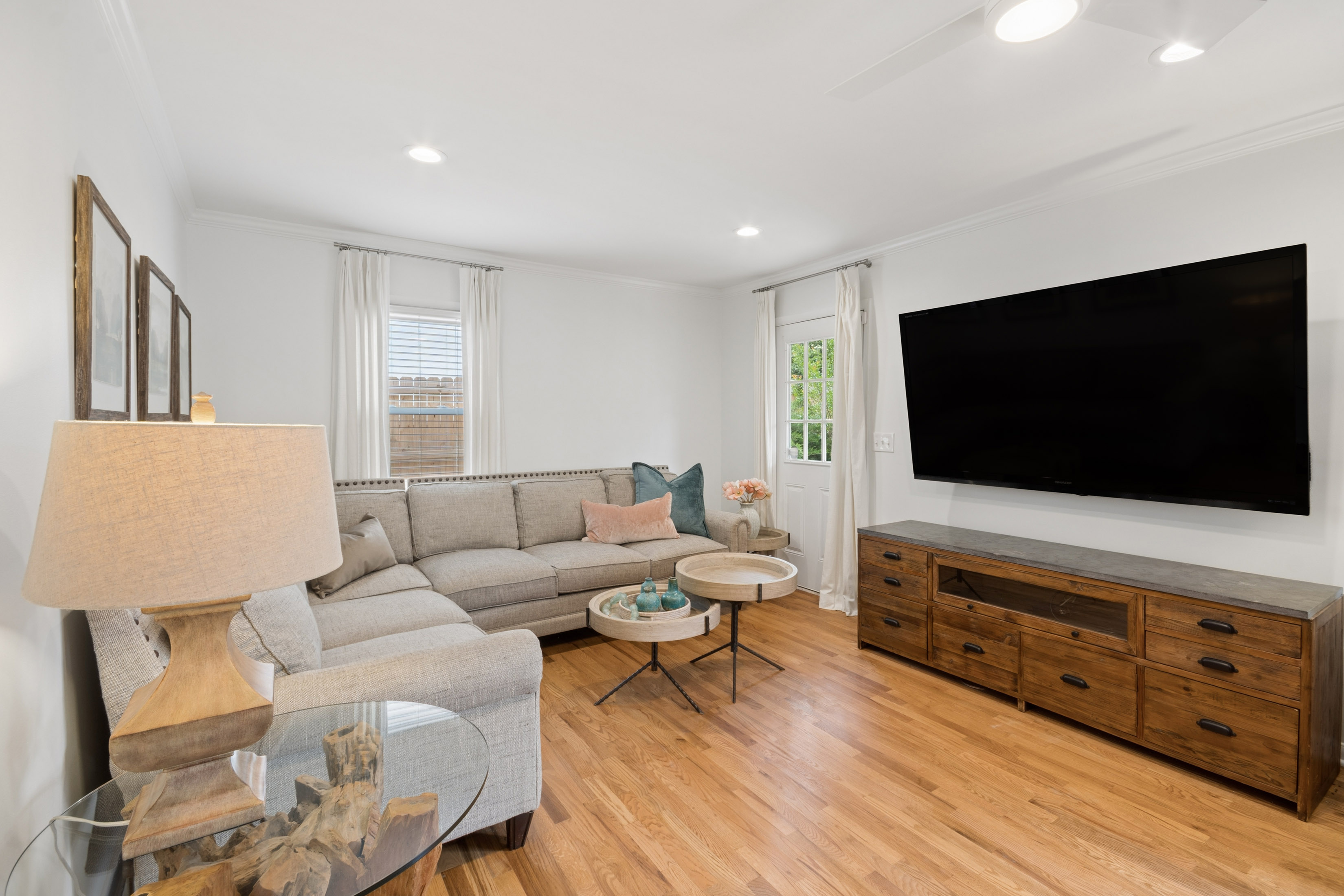  Charming Brookhaven Home with Masterfully Renovated Kitchen - 物件實景
