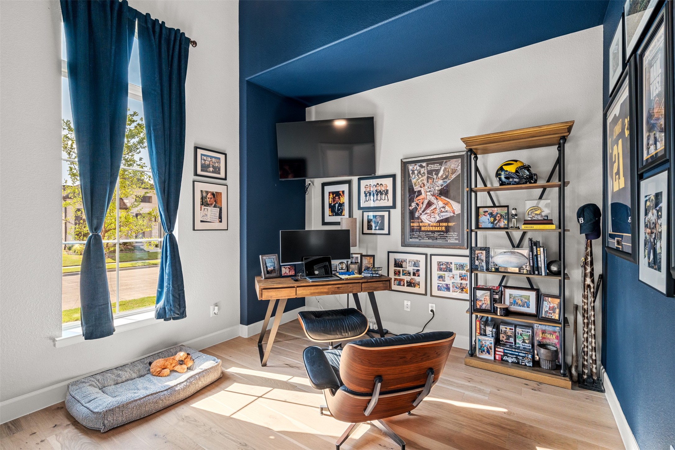 The Colony, Texas, 75056, United States, 4 Bedrooms Bedrooms, ,3 BathroomsBathrooms,Residential,For Sale,1987527