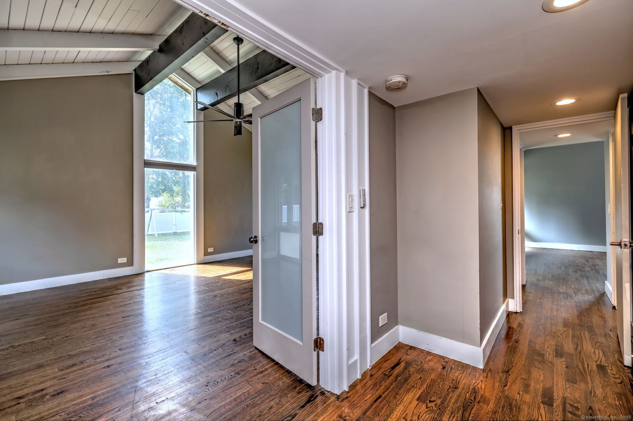 Hamden, Connecticut, 06517, United States, 4 Bedrooms Bedrooms, ,4 BathroomsBathrooms,Residential,For Sale,1942172