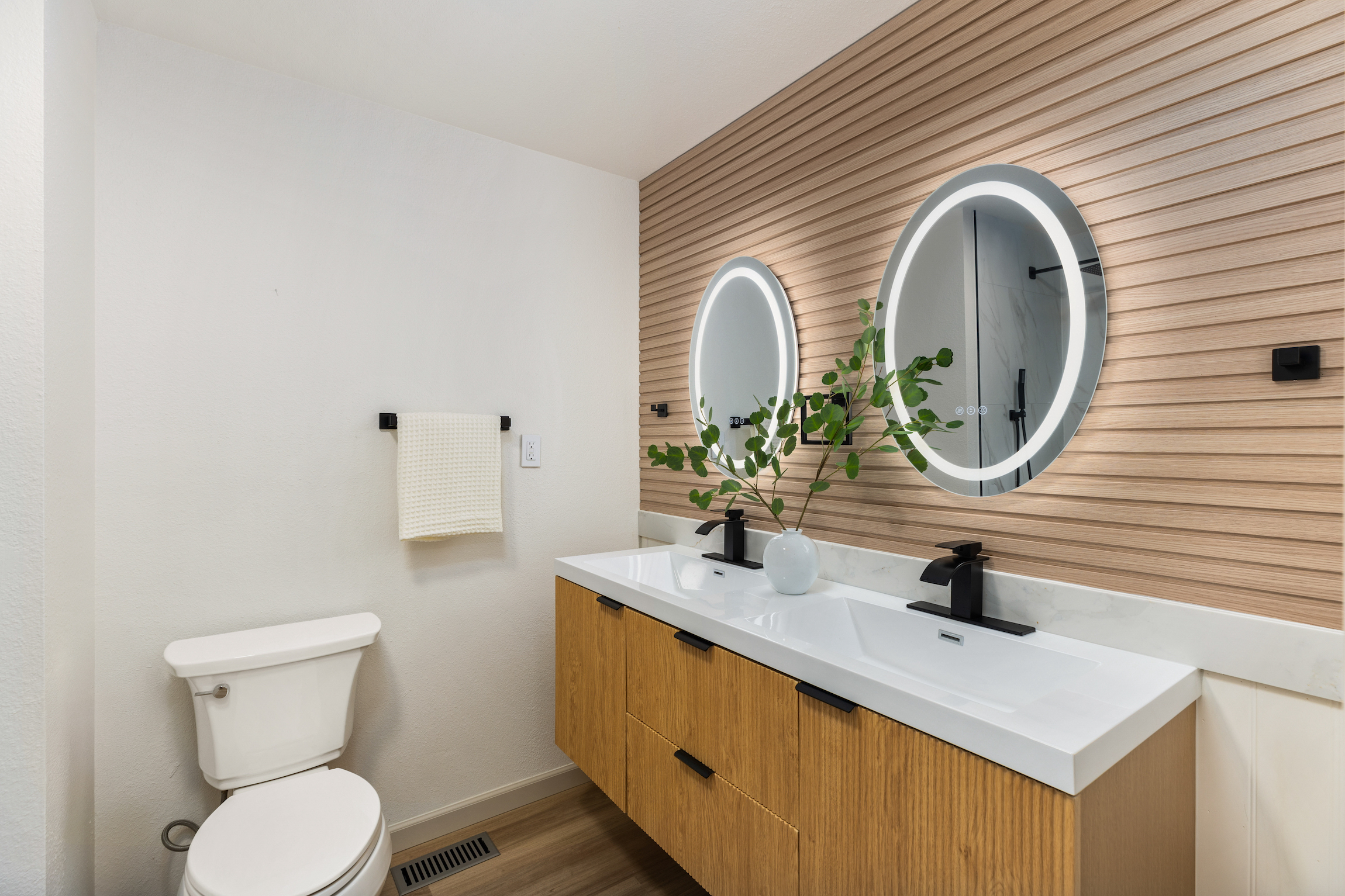  Renovated Modern Comfort in Lake Stevens - 物件實景