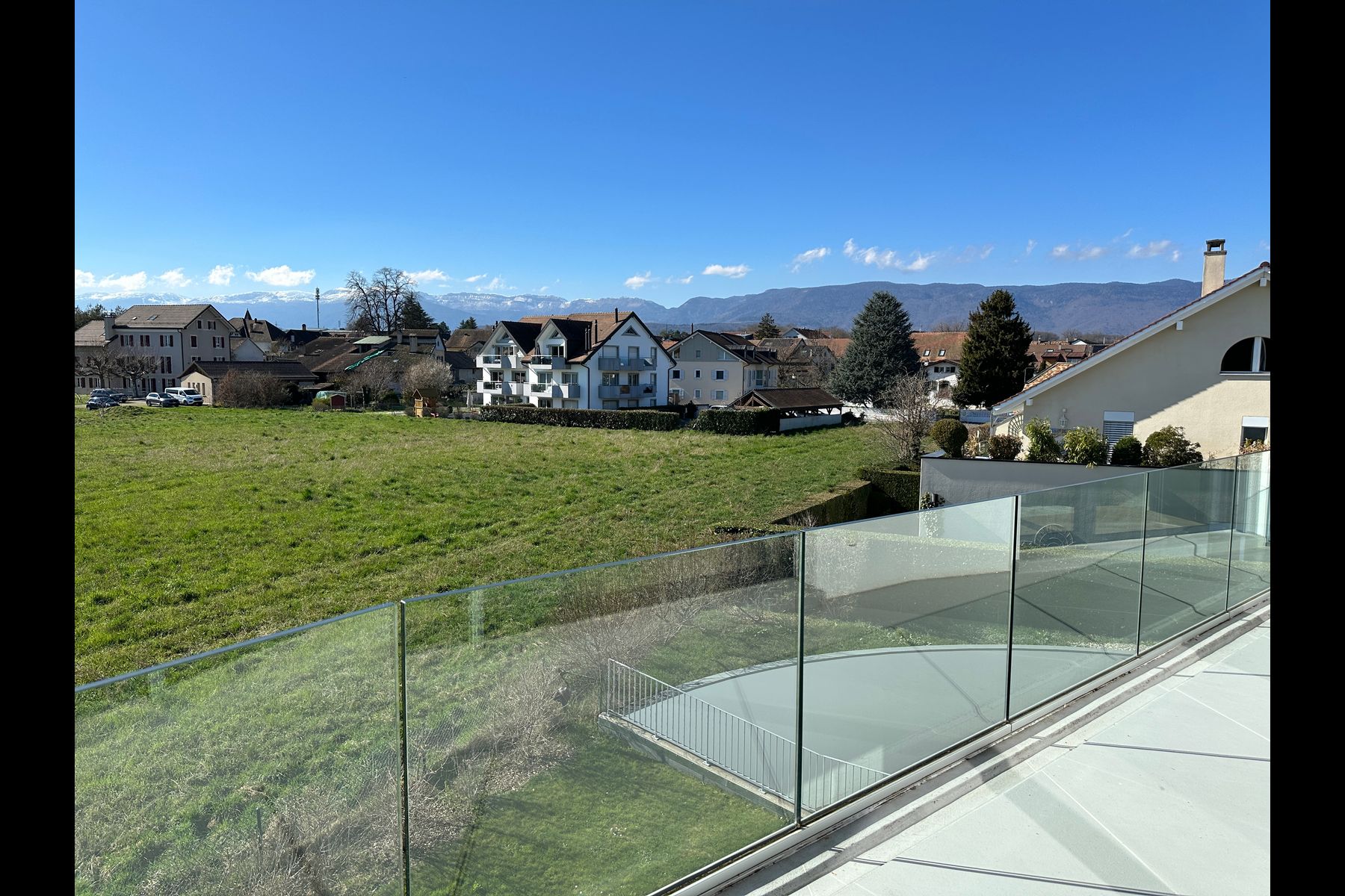  Luxury penthouse apartment in Founex - 物件實景