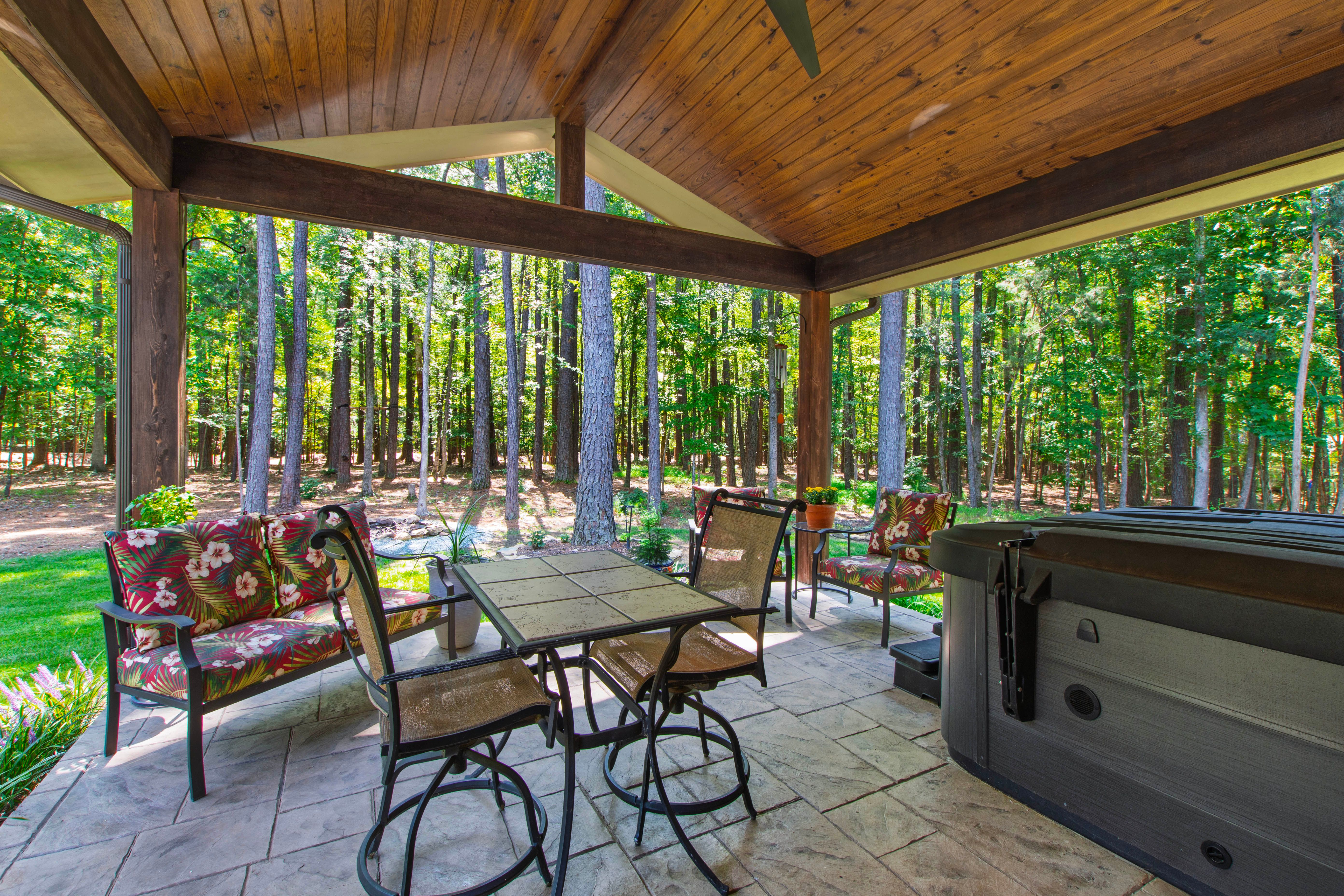  2560 New Hope Drive, Chapel Hill, NC 27514 - 物件實景
