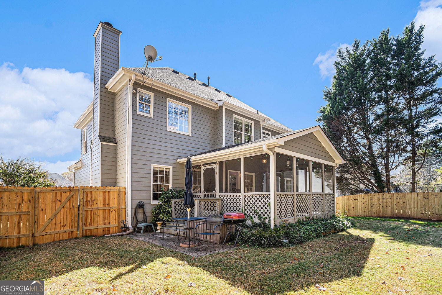 Johns Creek, Georgia, 30022, United States, 5 Bedrooms Bedrooms, ,4 BathroomsBathrooms,Residential,For Sale,1985826