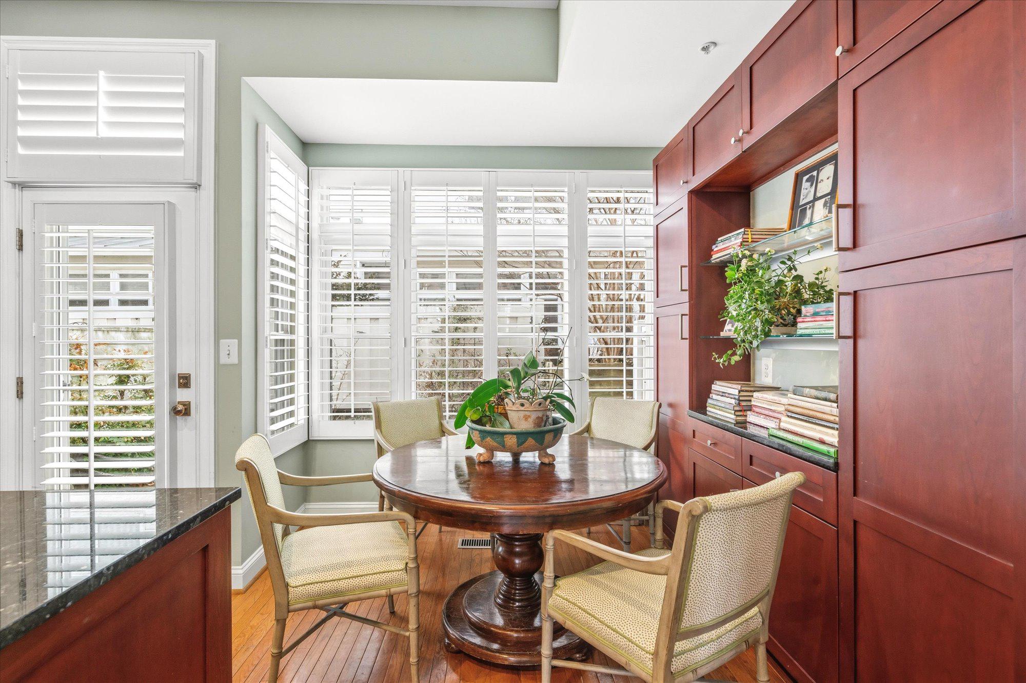  610 Tivoli Passage Way, Alexandria, VA, 22314 - 物件實景