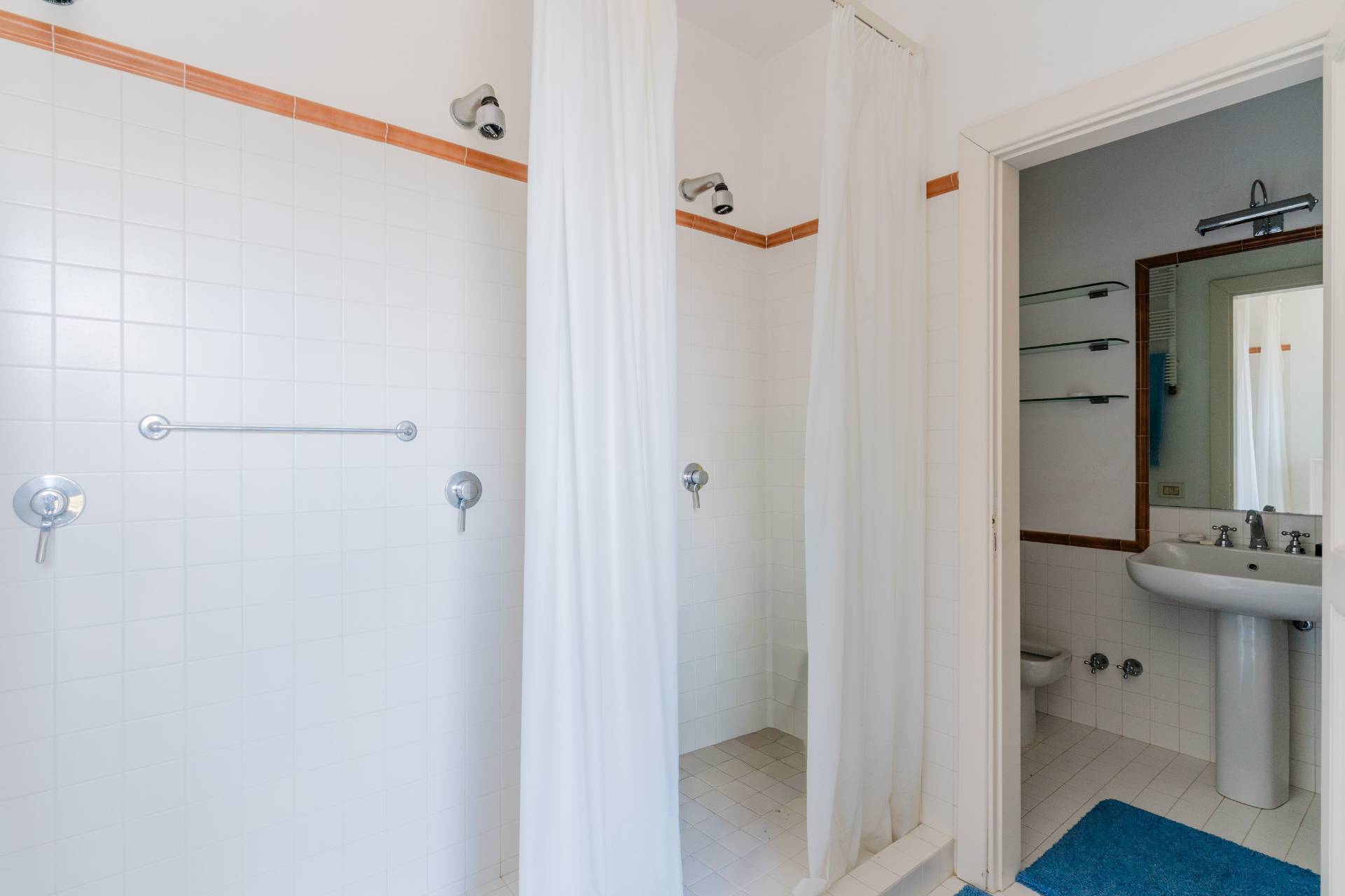 Gioia del Colle, Bari, 70023, IT, 6 Bedrooms Bedrooms, ,9 BathroomsBathrooms,Residential,For Sale,1991978