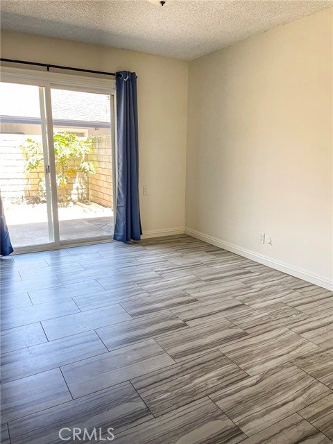 Santa Ana, California, 92706, United States, 2 Bedrooms Bedrooms, ,2 BathroomsBathrooms,Residential,For Sale,1982036